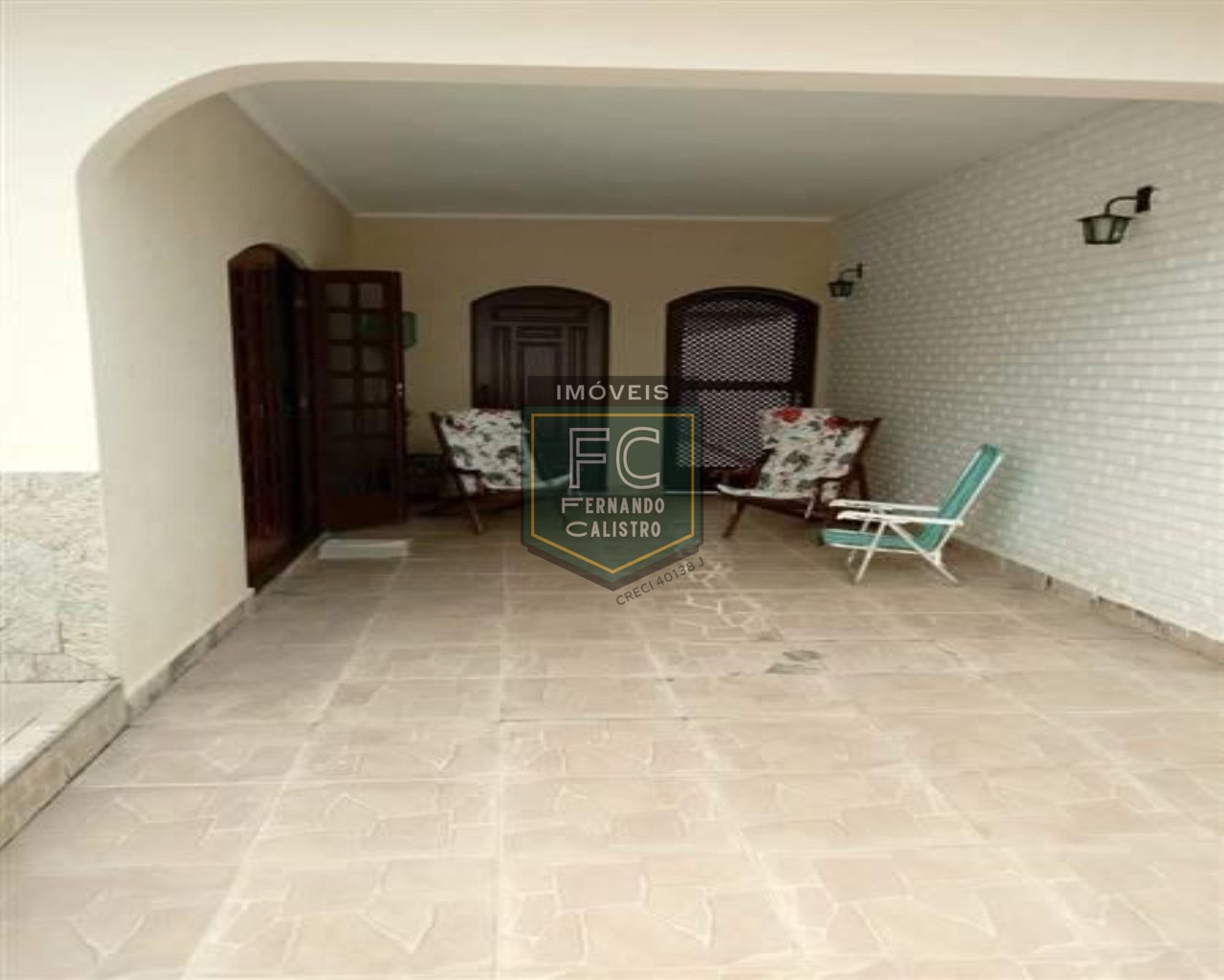Casa terrea lote inteiro 4 dormitórios (4 suítes), 270 m², c