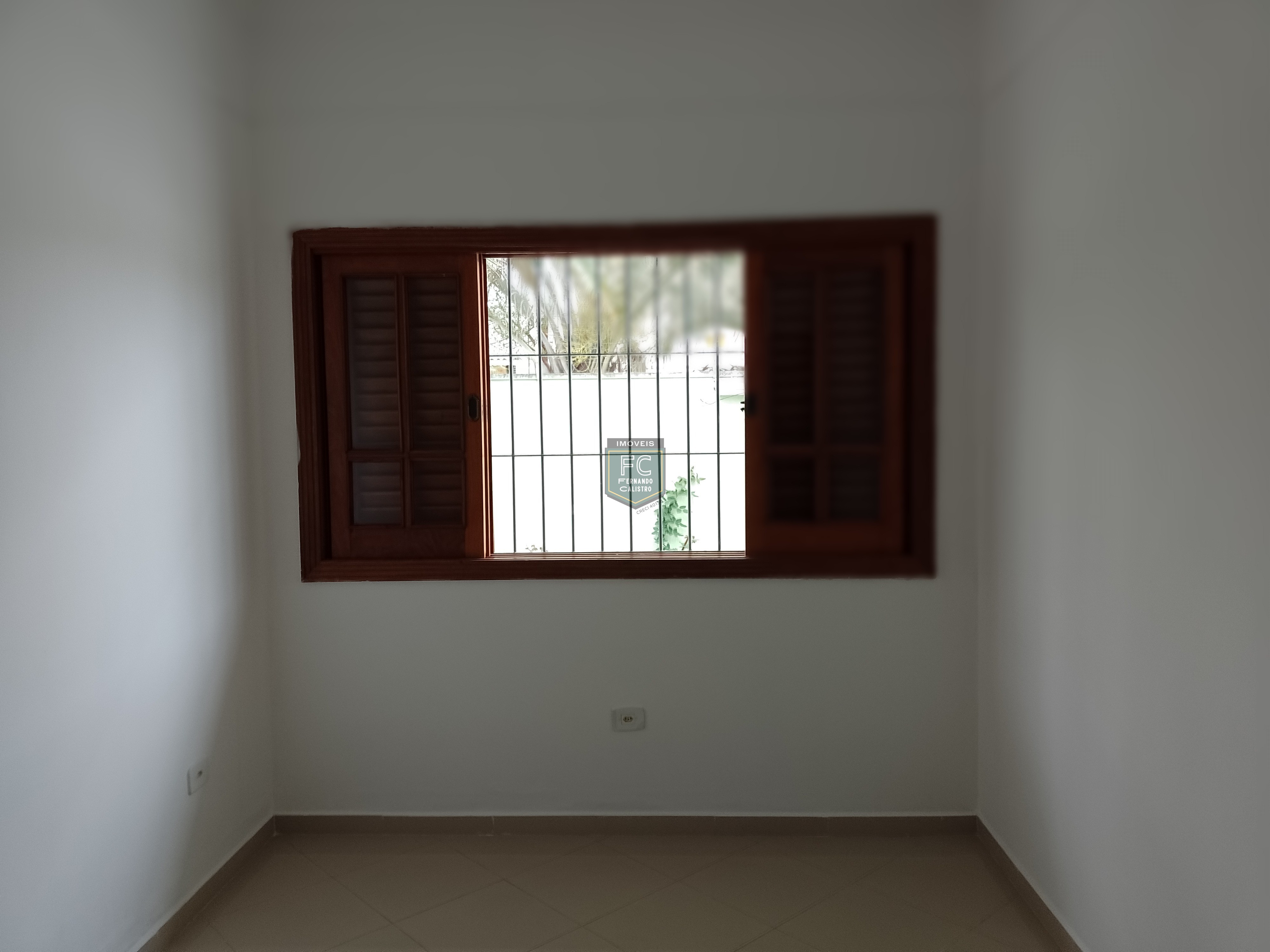 Casa térrea isolada 3 dormitórios (2 suítes) + dorm. Serviço, 318,5m² área total, piscina, espaço gourmet, z. Militar, bal. Flórida, praia grande sp