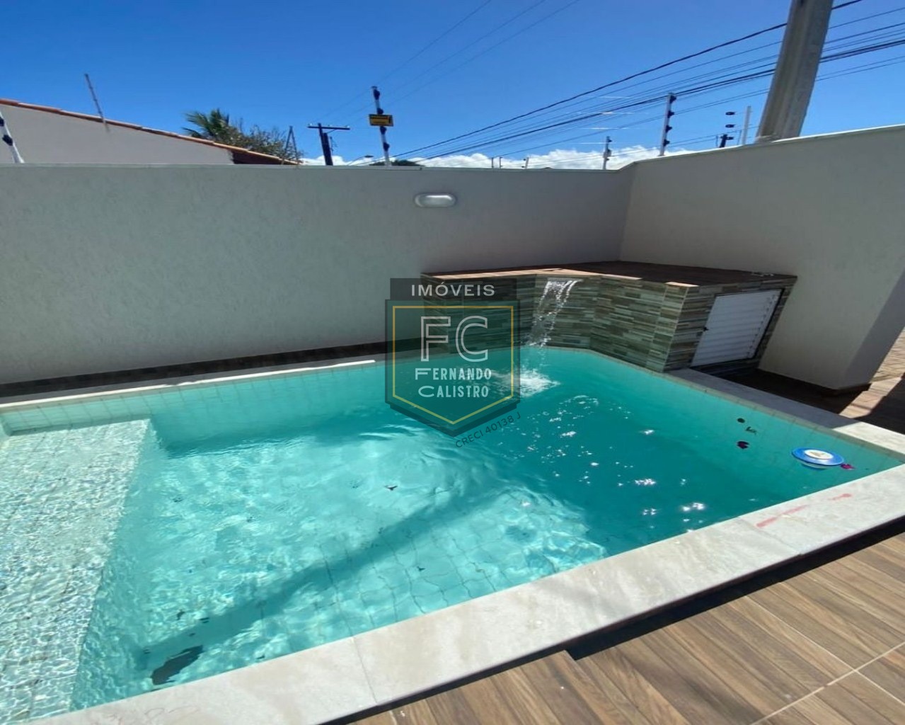 Casas novas alto padrão a 250 mts da praia c/ piscina e chur