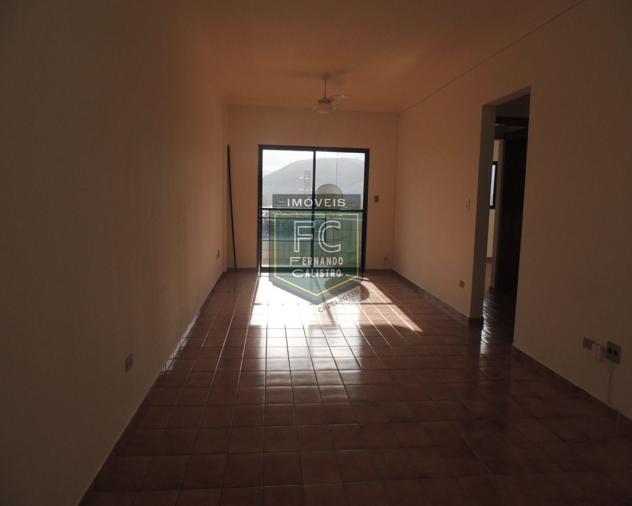 Apartamento alto padrão 2 dormitórios (1 suíte) 82m², varanda de frente, financ. Bancário / direto / permuta, perto da praia, vera cruz, mongaguá sp