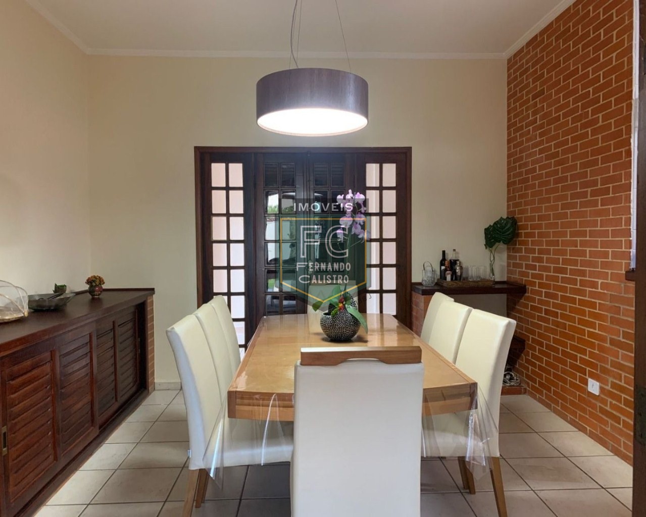 Casa isolada, alto padrão, 3 dormitórios(1suíte), 3 vagas para auto, lazer completo, localização privilegiada bairro flórida, praia grande/sp