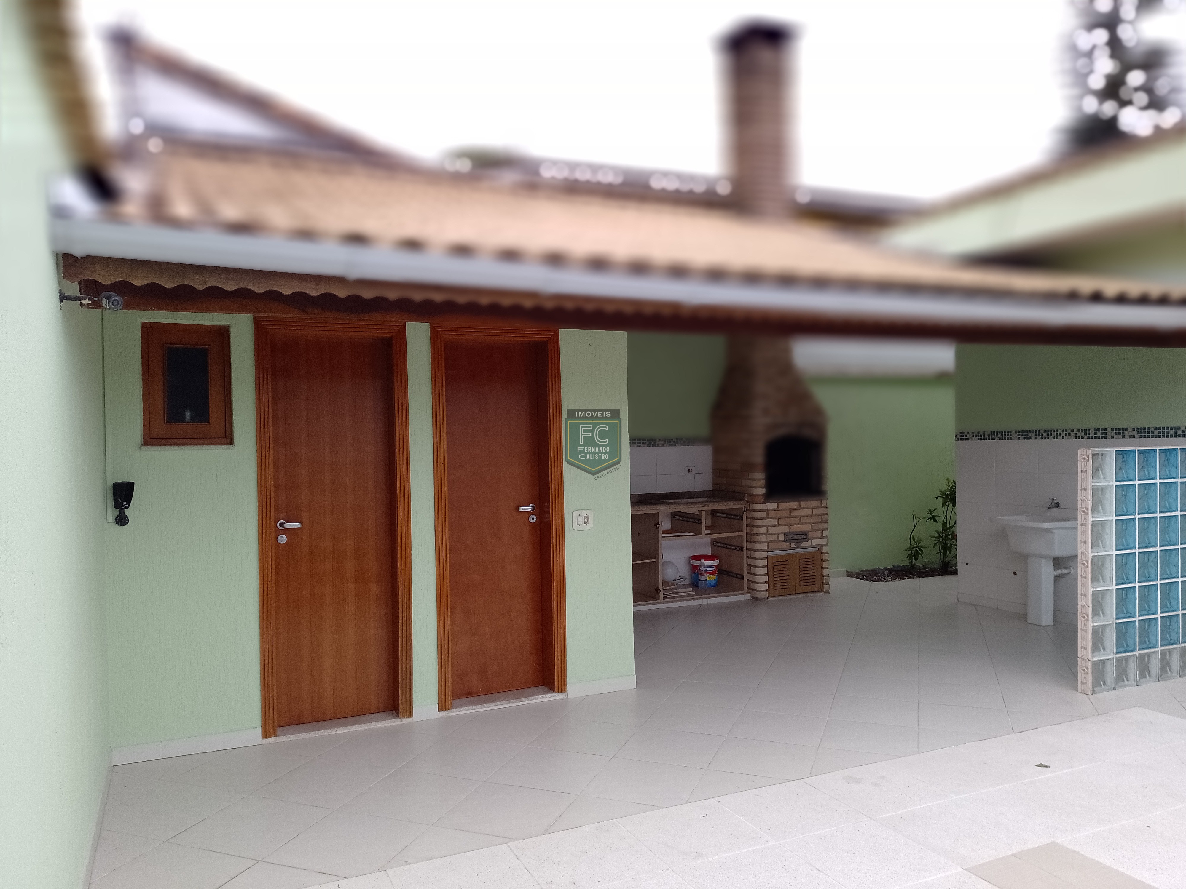 Casa térrea isolada 3 dormitórios (2 suítes) + dorm. Serviço, 318,5m² área total, piscina, espaço gourmet, z. Militar, bal. Flórida, praia grande sp