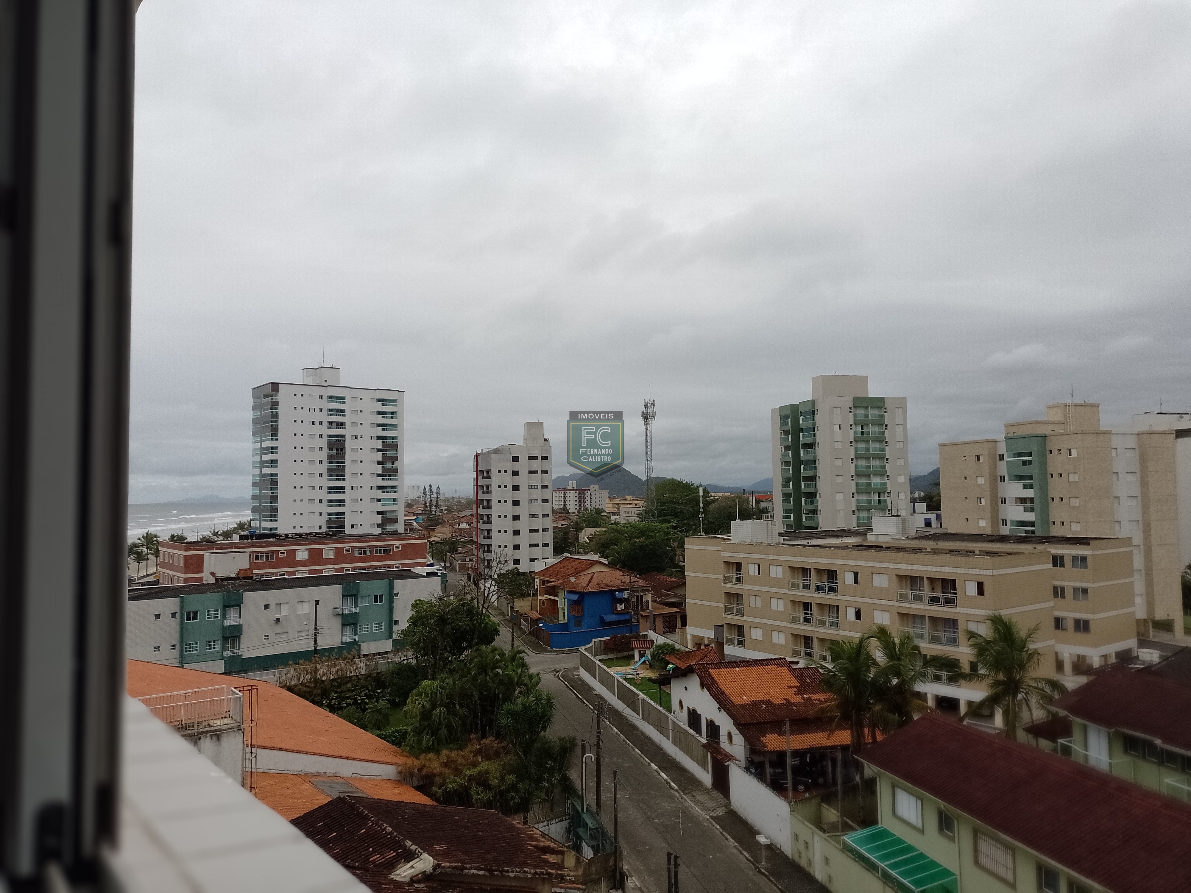 Apartamento 2 dormitórios (1 suíte) andar alto, varanda gourmet c/ vista p/ o mar, condomínio lazer completo frente ao mar, v. Atlântica, mongaguá sp