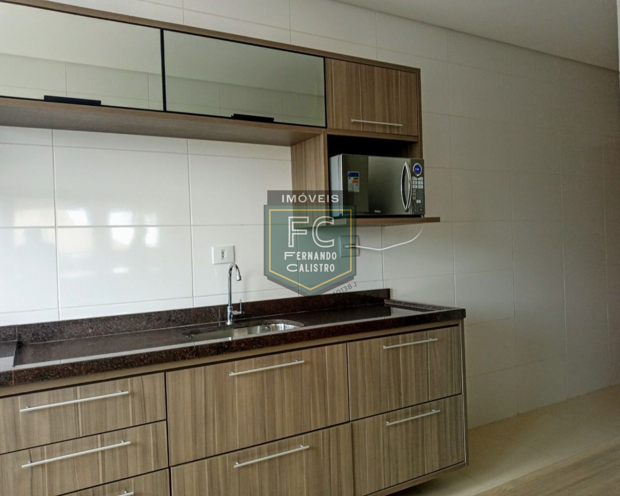 Apartamento altíssimo padrão 2 dormitórios (1 suíte) 80m² varanda gourmet c/ vista mar, financia banco / direto, local nobre, jd aguapeú, mongaguá sp