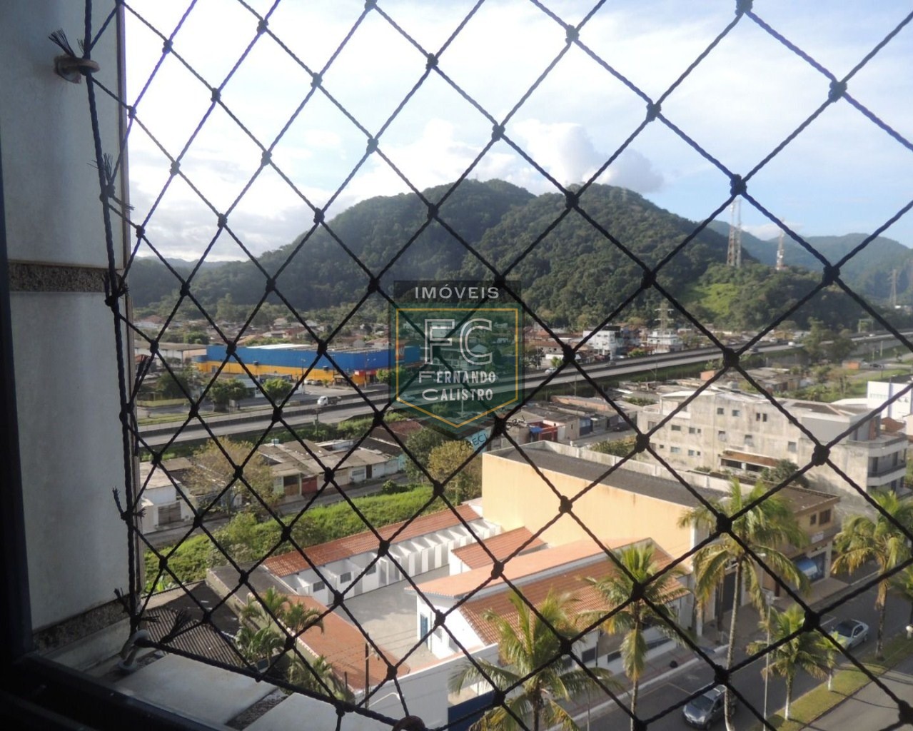 Apartamento alto padrão 2 dormitórios (1 suíte) 82m², varanda de frente, financ. Bancário / direto / permuta, perto da praia, vera cruz, mongaguá sp