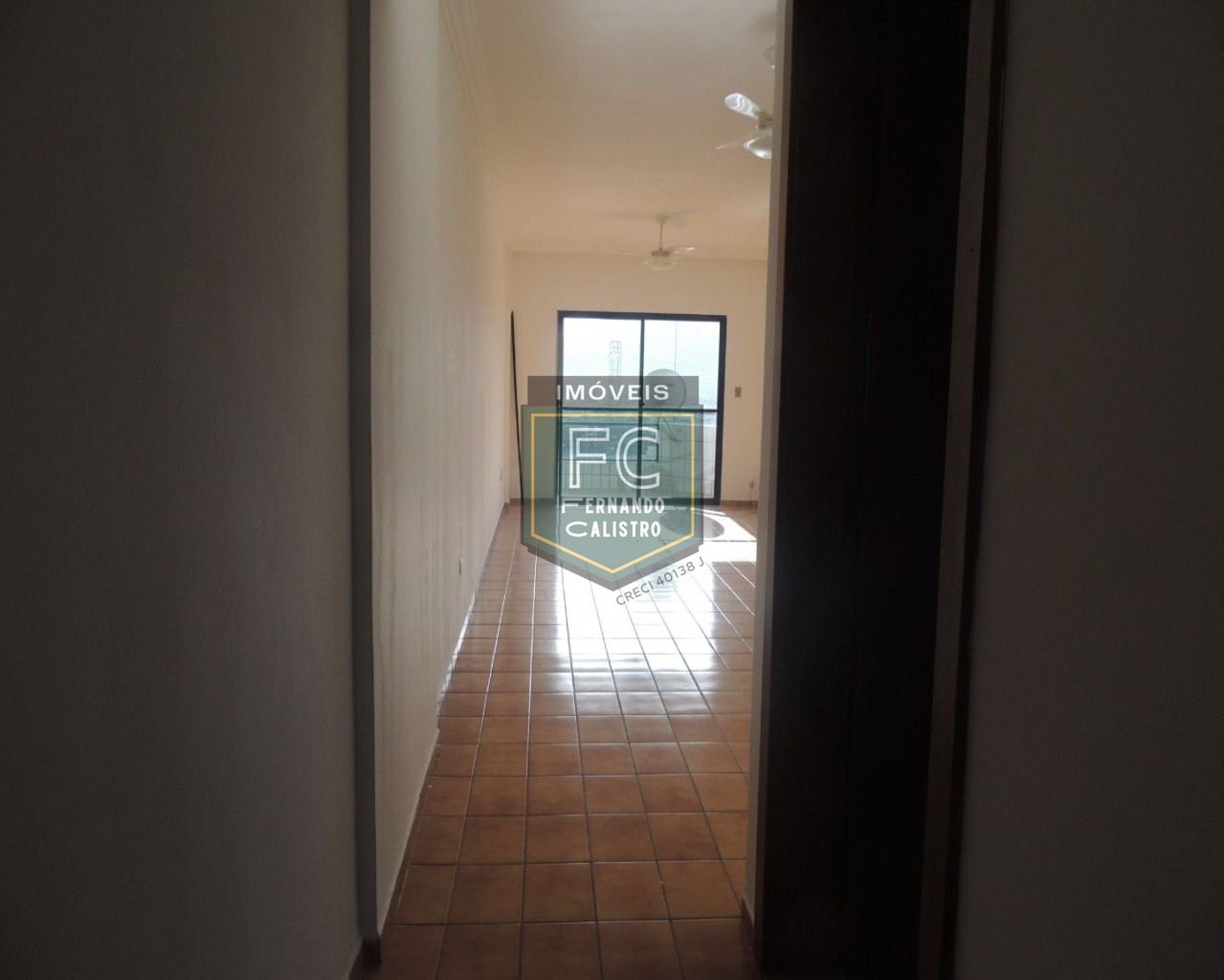 Apartamento alto padrão 2 dormitórios (1 suíte) 82m², varanda de frente, financ. Bancário / direto / permuta, perto da praia, vera cruz, mongaguá sp