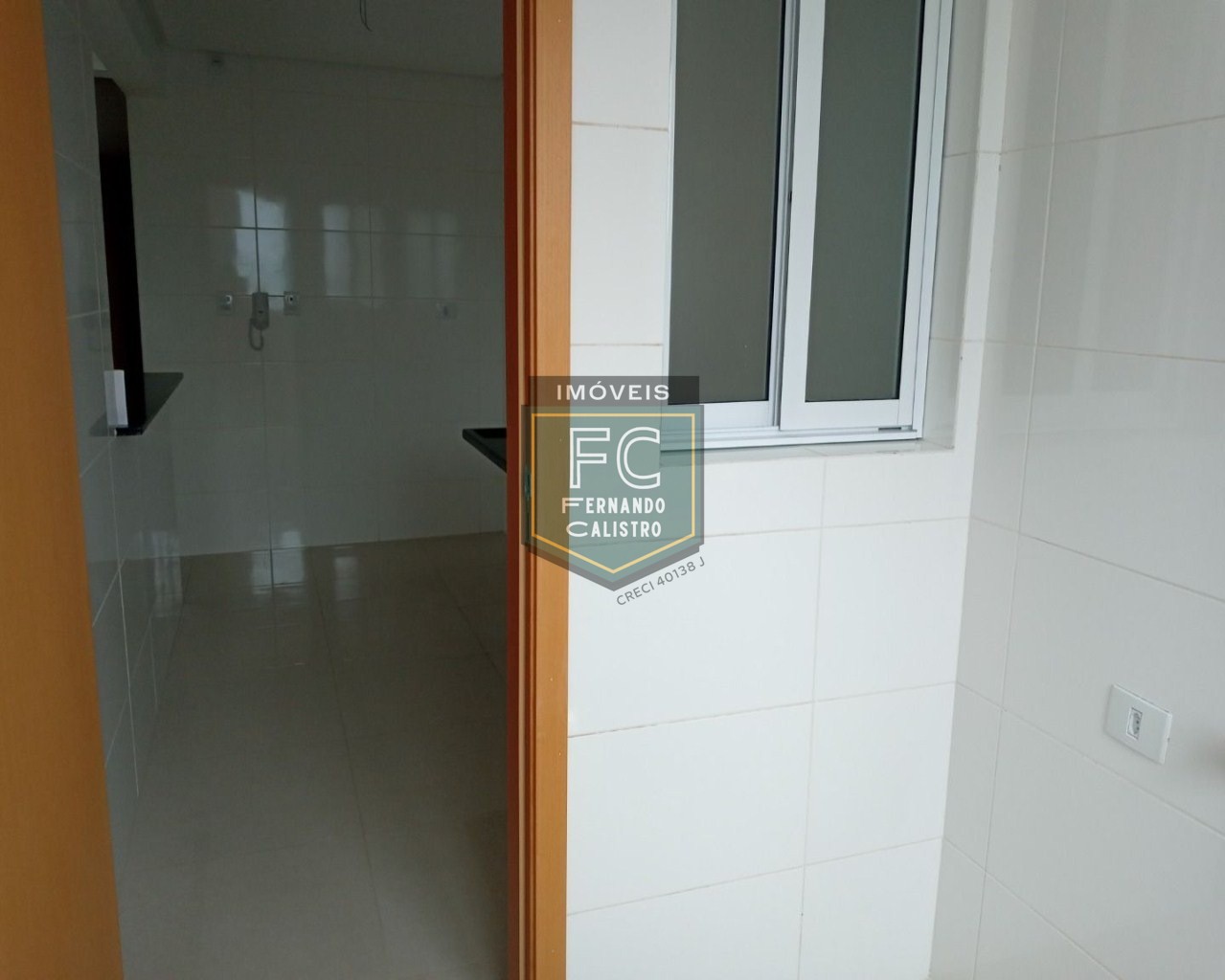 Apartamento altíssimo padrão 2 dormitórios (1 suíte) 80m² varanda gourmet c/ vista mar, financia banco / direto, local nobre, jd aguapeú, mongaguá sp