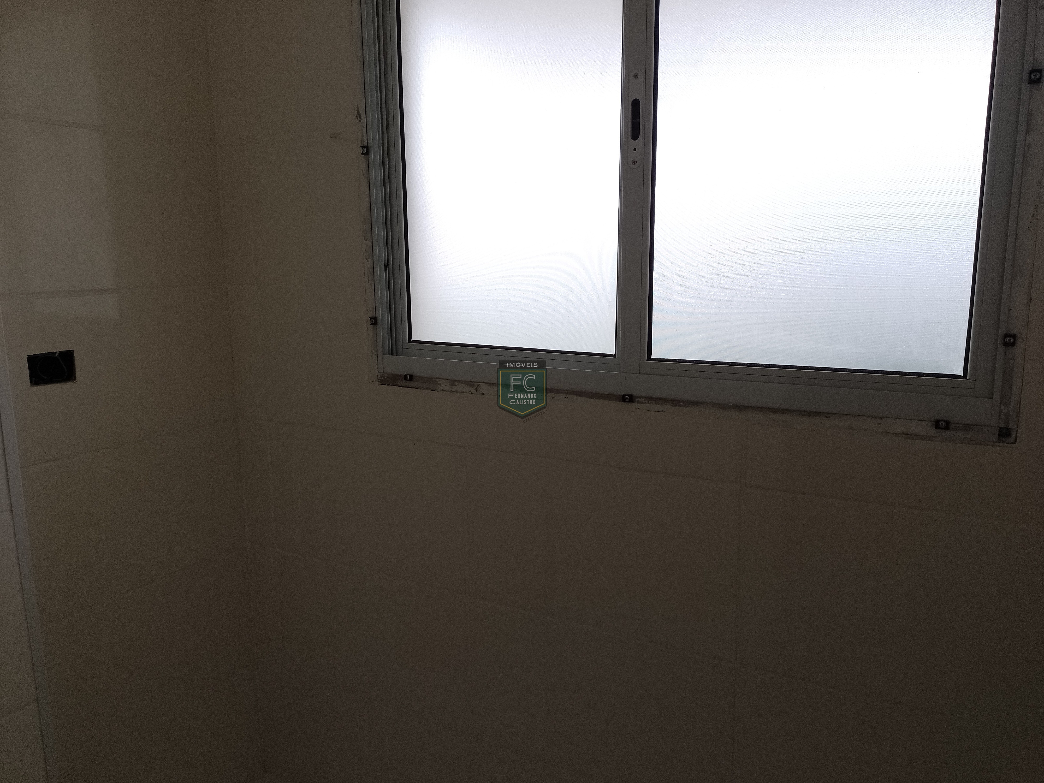 Apartamento 2 dormitórios (1 suíte) andar alto, varanda gourmet c/ vista p/ o mar, condomínio lazer completo frente ao mar, v. Atlântica, mongaguá sp