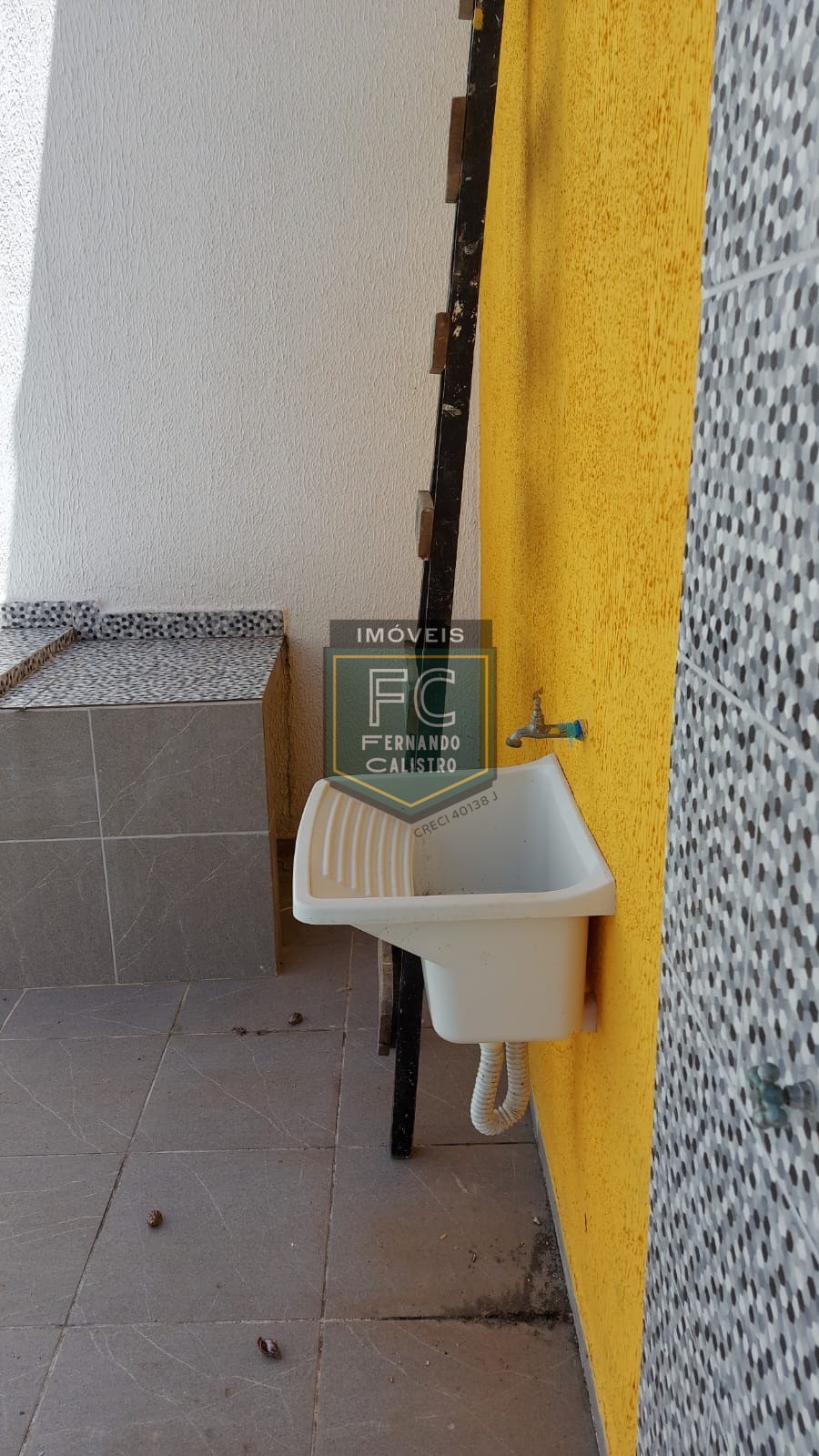 Casa térrea reformada com 3 dormitórios (1 suíte), piscina, 