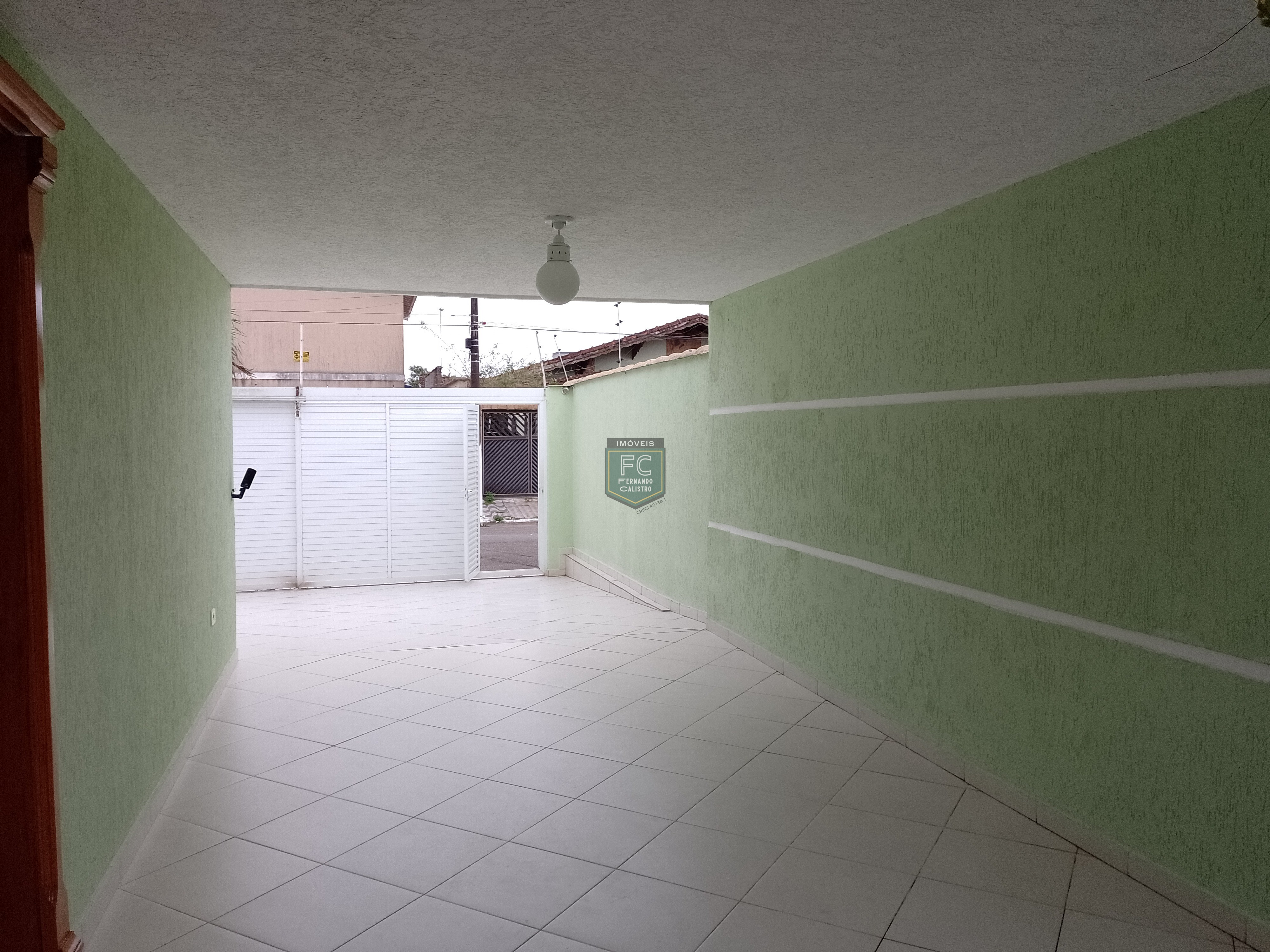 Casa térrea isolada 3 dormitórios (2 suítes) + dorm. Serviço, 318,5m² área total, piscina, espaço gourmet, z. Militar, bal. Flórida, praia grande sp