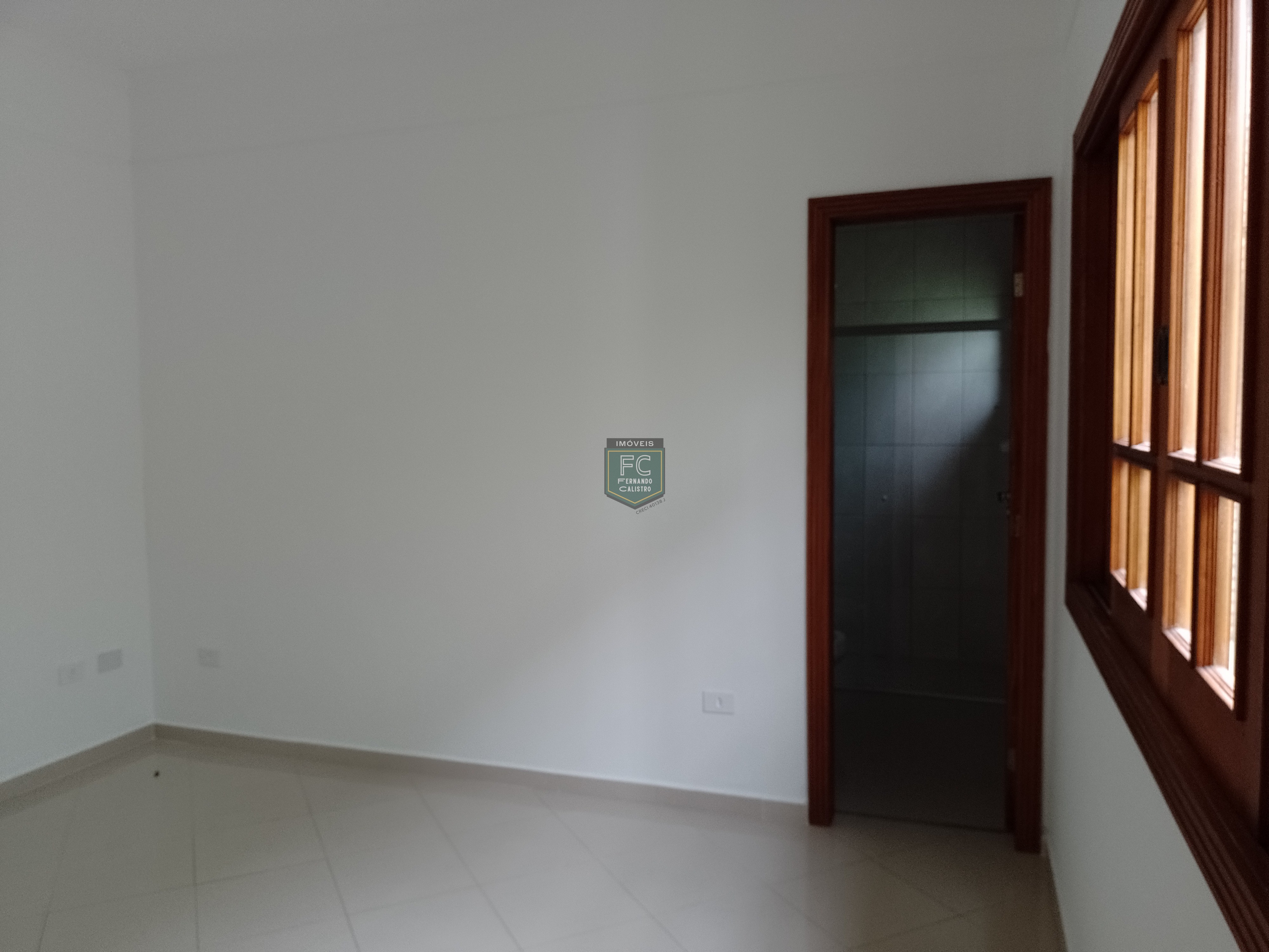 Casa térrea isolada 3 dormitórios (2 suítes) + dorm. Serviço, 318,5m² área total, piscina, espaço gourmet, z. Militar, bal. Flórida, praia grande sp