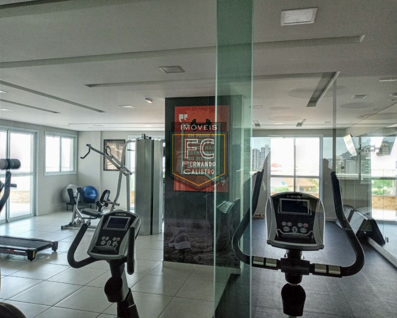 Apartamento altíssimo padrão 2 dormitórios (1 suíte) 80m² varanda gourmet c/ vista mar, financia banco / direto, local nobre, jd aguapeú, mongaguá sp