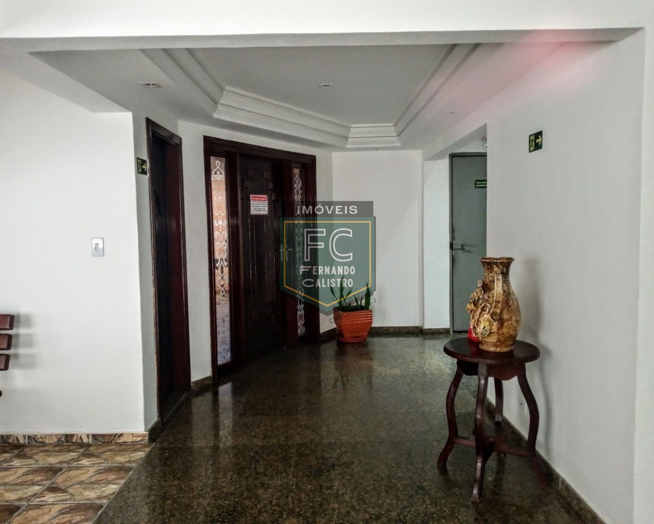 Apartamento alto padrão 2 dormitórios (1 suíte) 82m², varanda de frente, financ. Bancário / direto / permuta, perto da praia, vera cruz, mongaguá sp