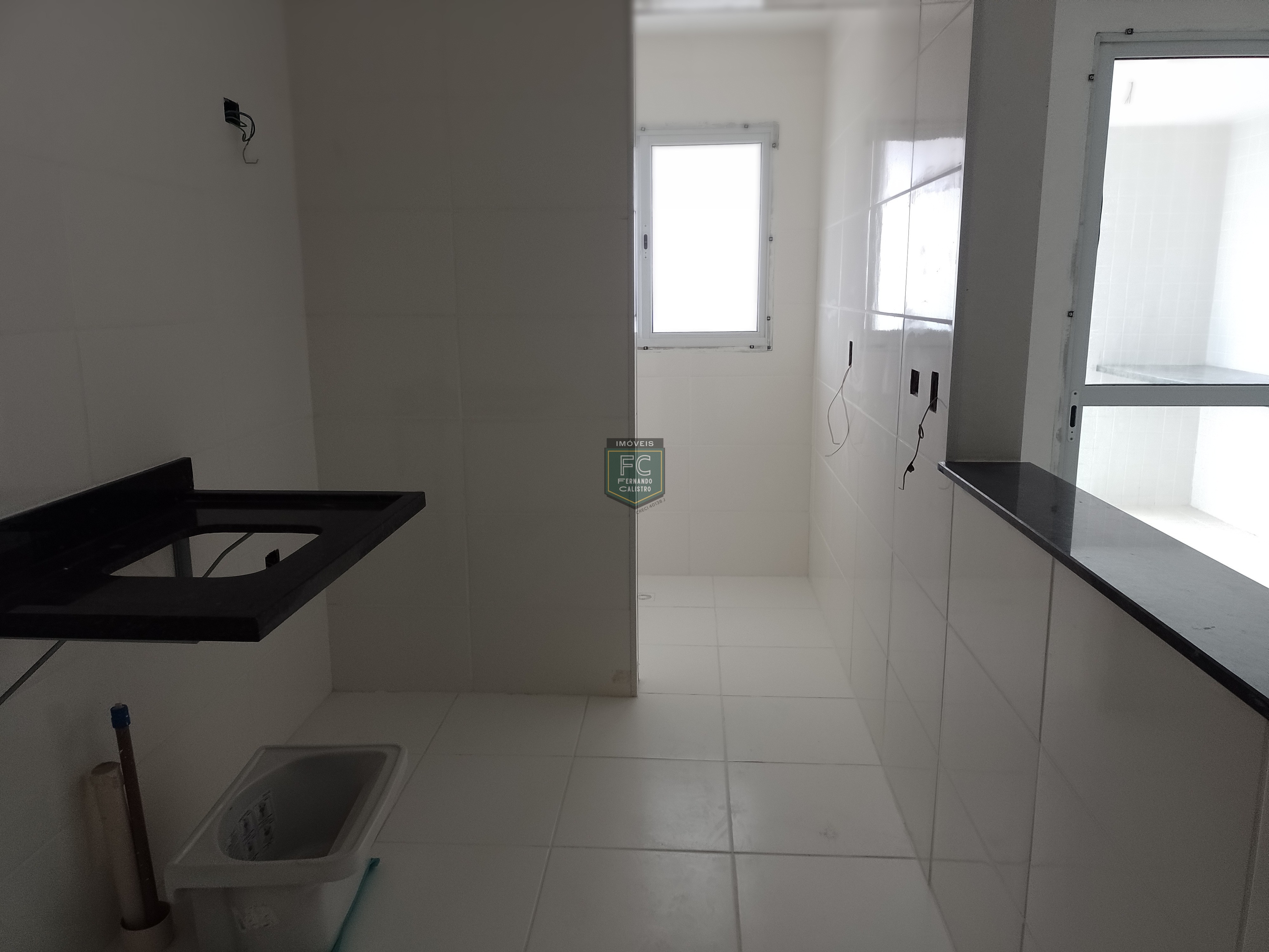 Apartamento 2 dormitórios (1 suíte) andar alto, varanda gourmet c/ vista p/ o mar, condomínio lazer completo frente ao mar, v. Atlântica, mongaguá sp