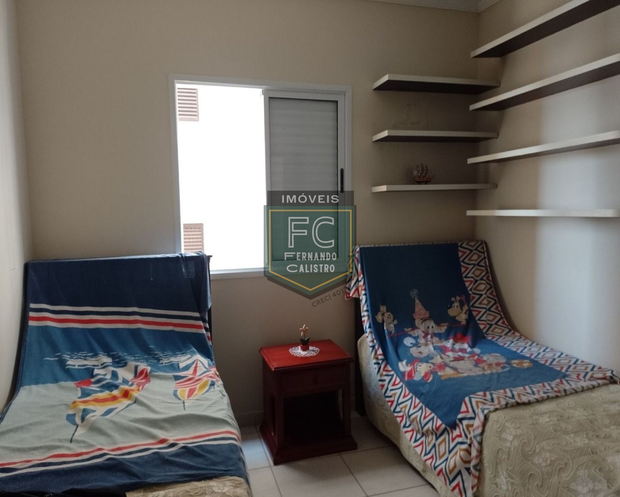 Apartamento 2 dormitórios (1 suíte) alto padrão, varanda gourmet envidraçada frente ao mar c/ churrasqueira, local nobre, centro - mongaguá - sp