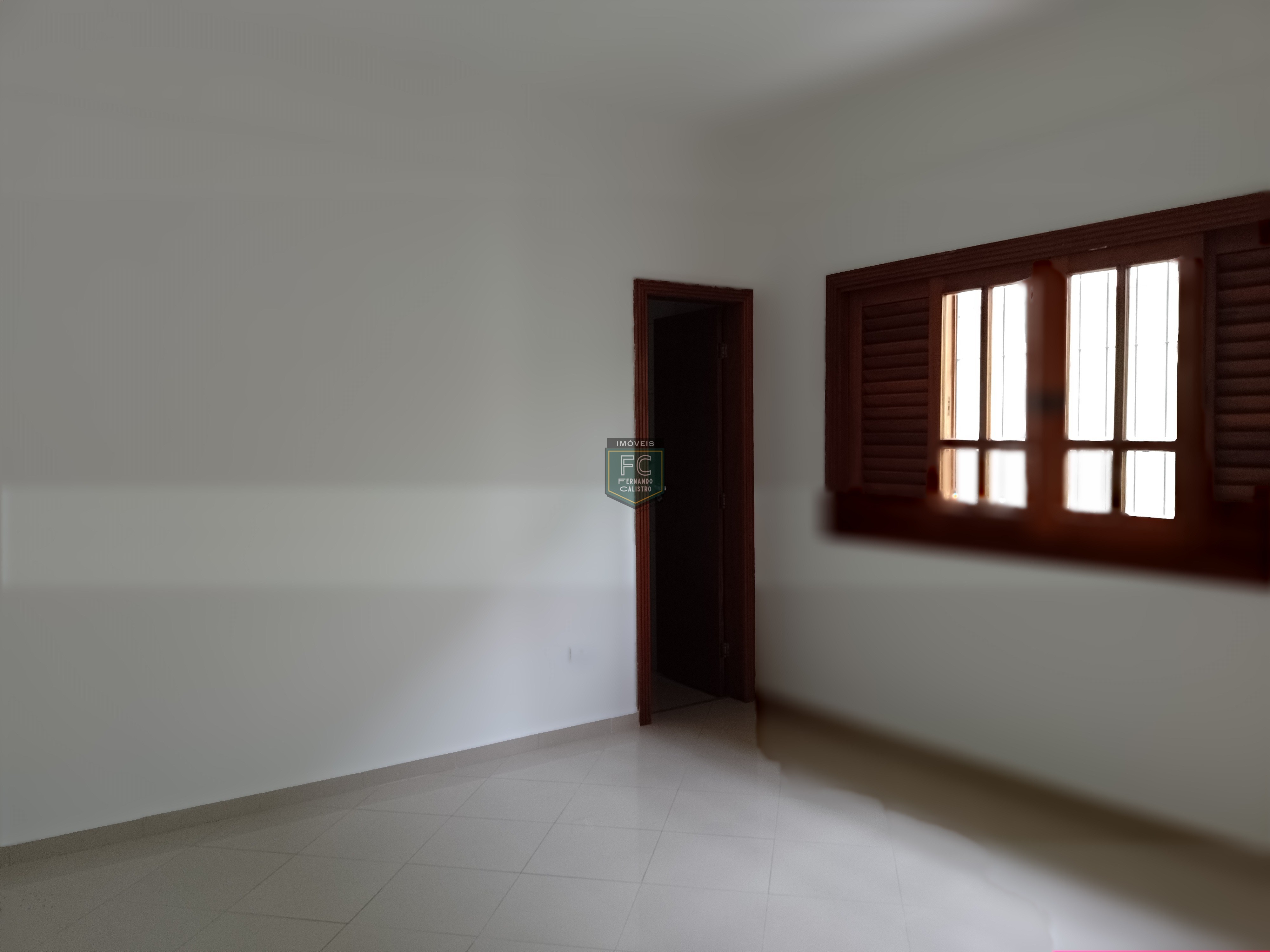 Casa térrea isolada 3 dormitórios (2 suítes) + dorm. Serviço, 318,5m² área total, piscina, espaço gourmet, z. Militar, bal. Flórida, praia grande sp