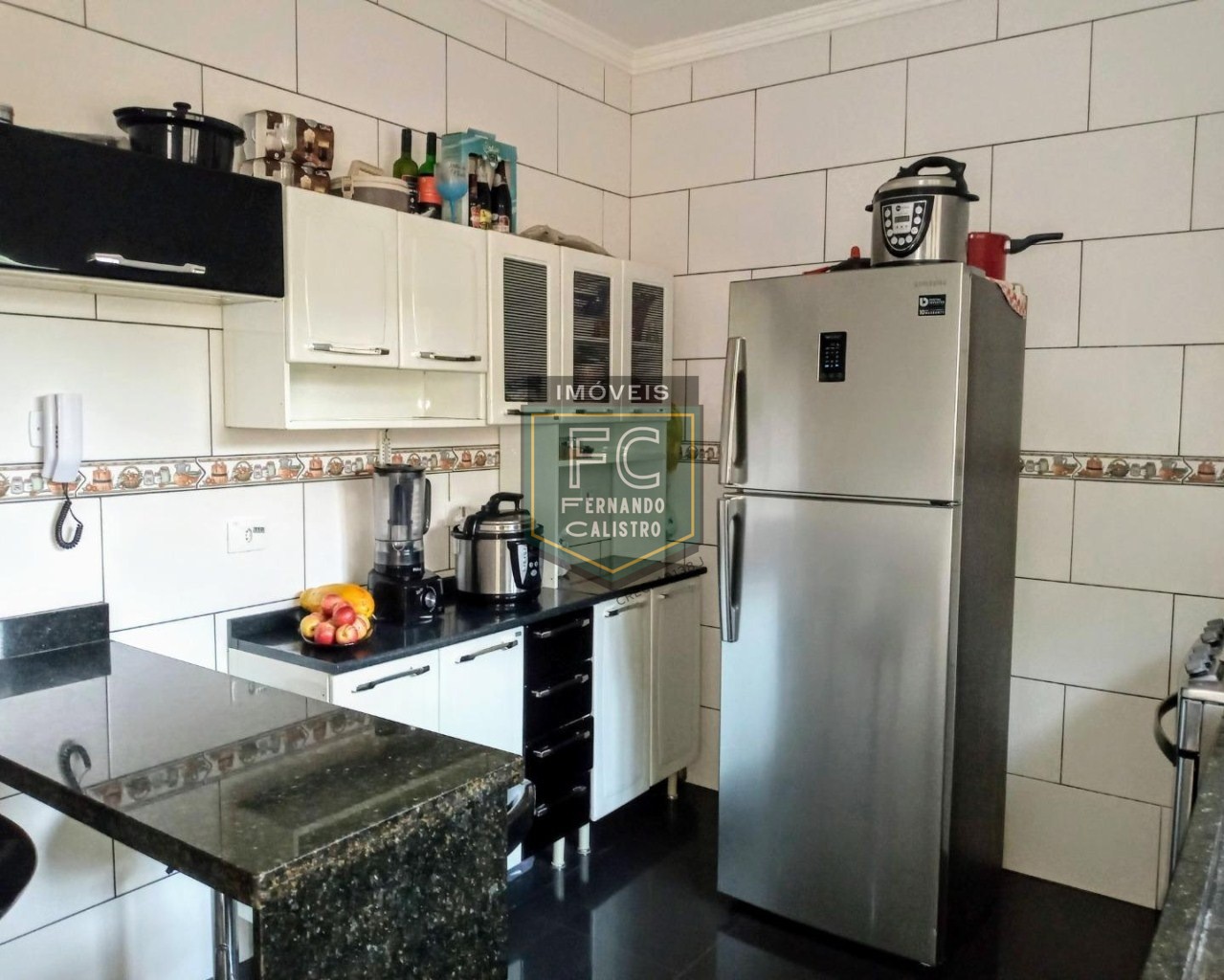 Sobrado 2 suítes em condomínio fechado, pronto p/ morar, fin