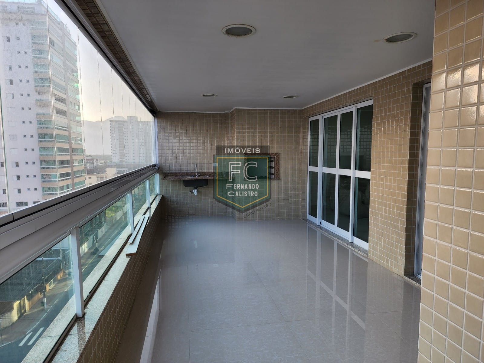 Apartamento altíssimo padrão 3 suítes, varanda envidraçada c