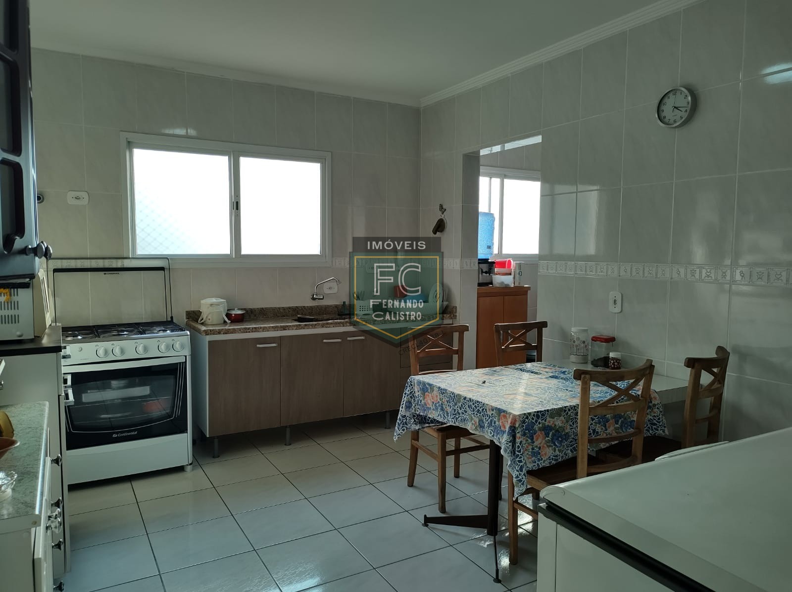 Apartamento alto padrão 3 suítes, vista para o mar, 2 varand