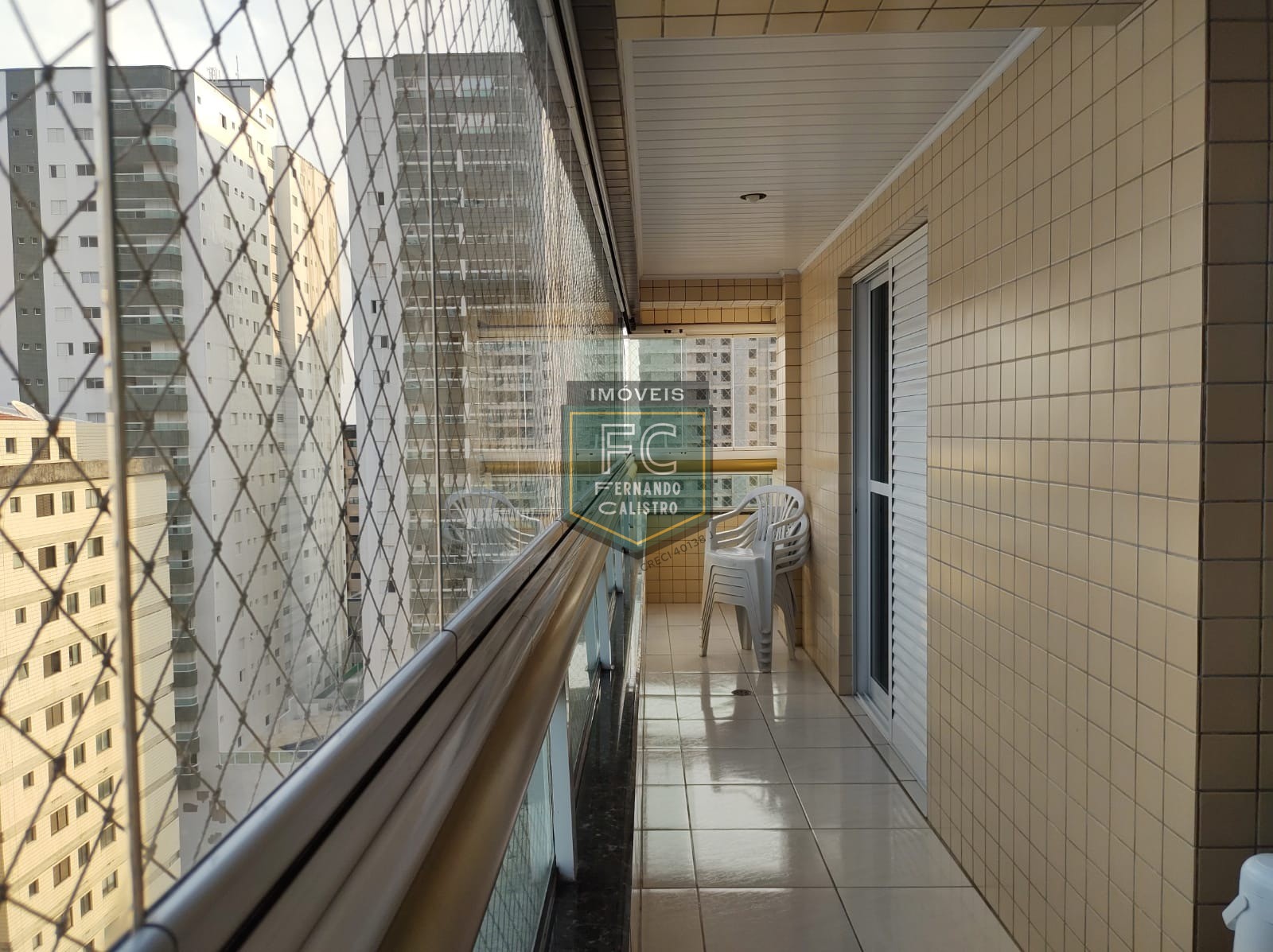 Apartamento alto padrão 3 suítes, vista para o mar, 2 varand