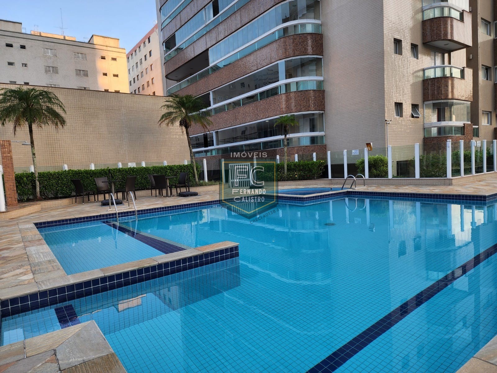 Apartamento altíssimo padrão 3 suítes, varanda envidraçada c