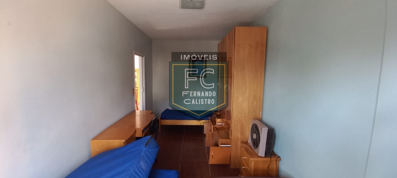 Apartamento 2 dormitórios 2 banheiros amplo de frente para a rua, 1 vaga, condominio com espaço grill, 150 mts da praia, vila caiçara, praia grande sp