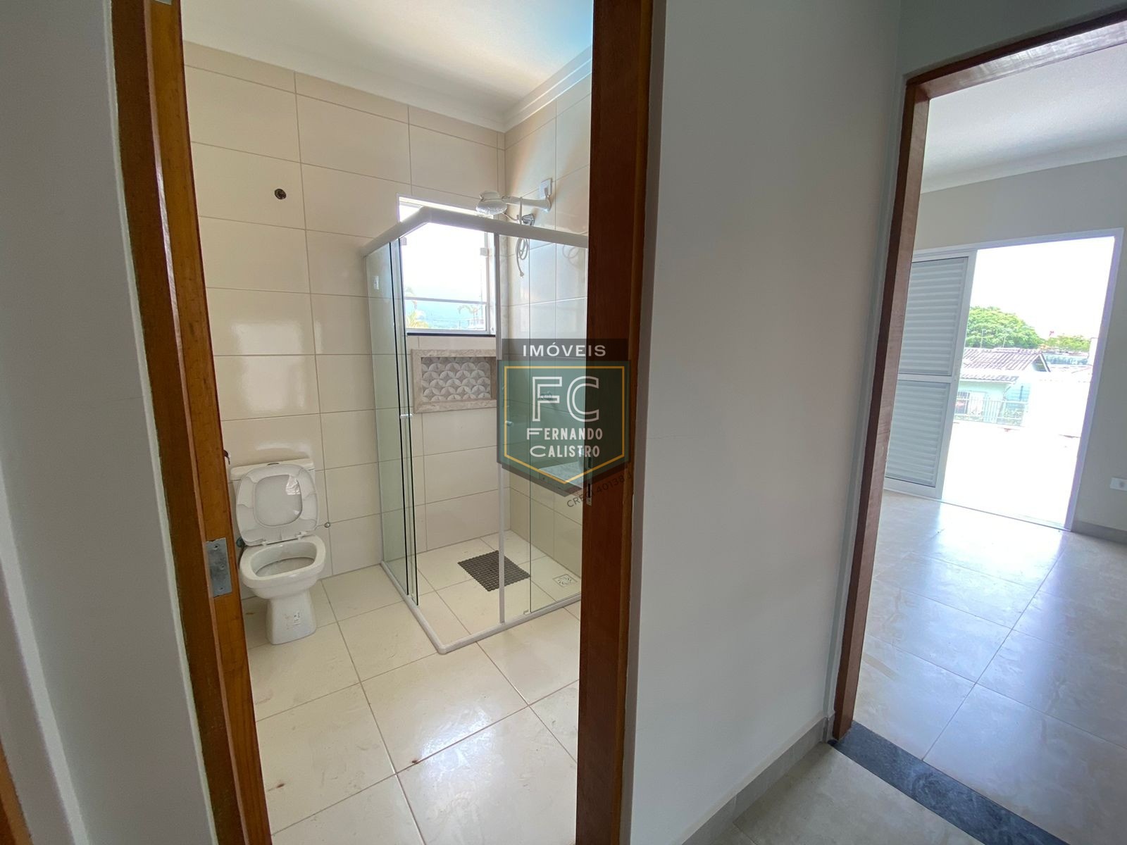 Espaçoso sobrado altissimo padrão 4 dormitórios (2 suítes), 165 m², piscina, área gourmet completa, 4 vagas, local nobre e valorizado, flórida, pg/sp