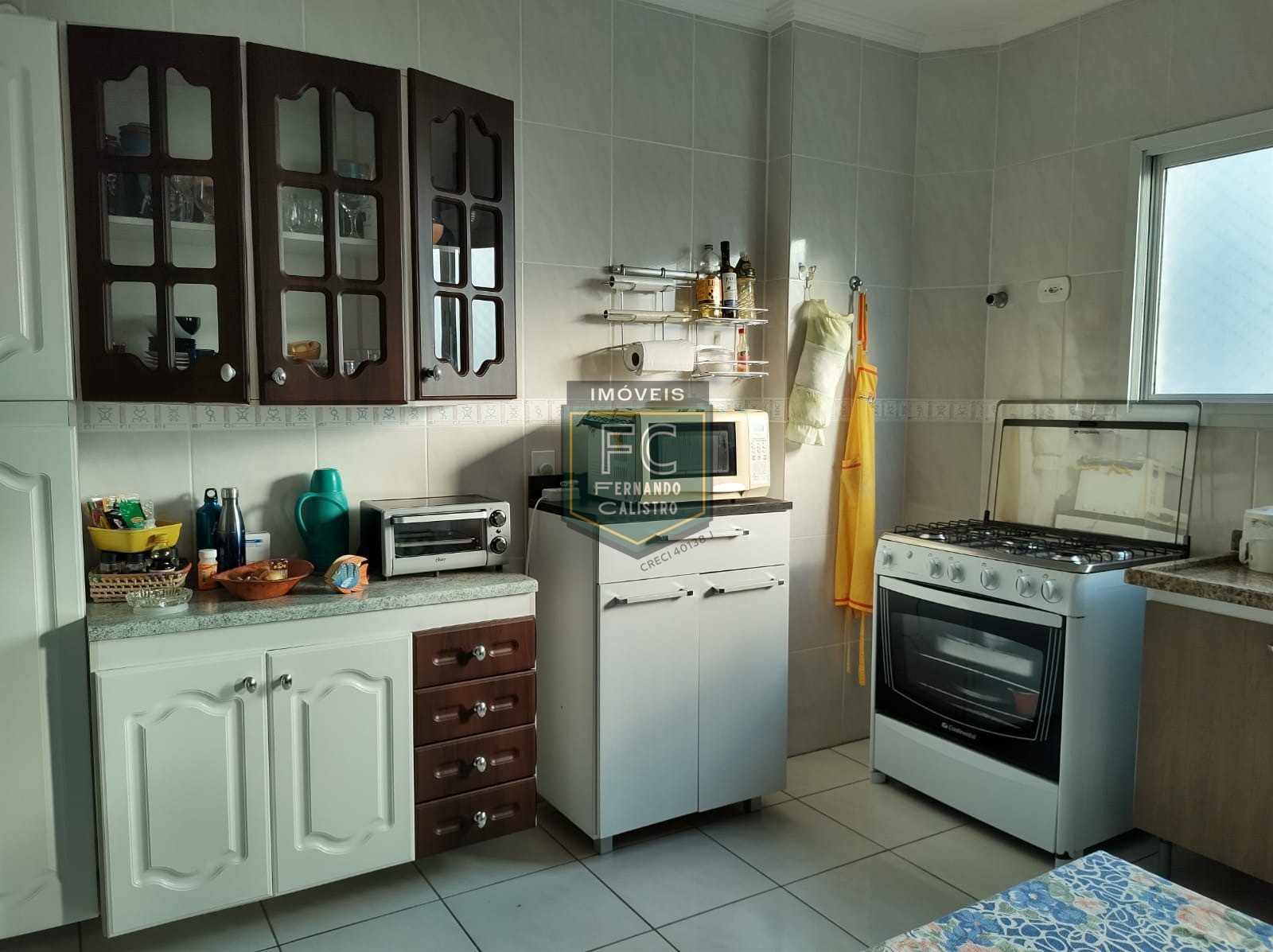 Apartamento alto padrão 3 suítes, vista para o mar, 2 varand