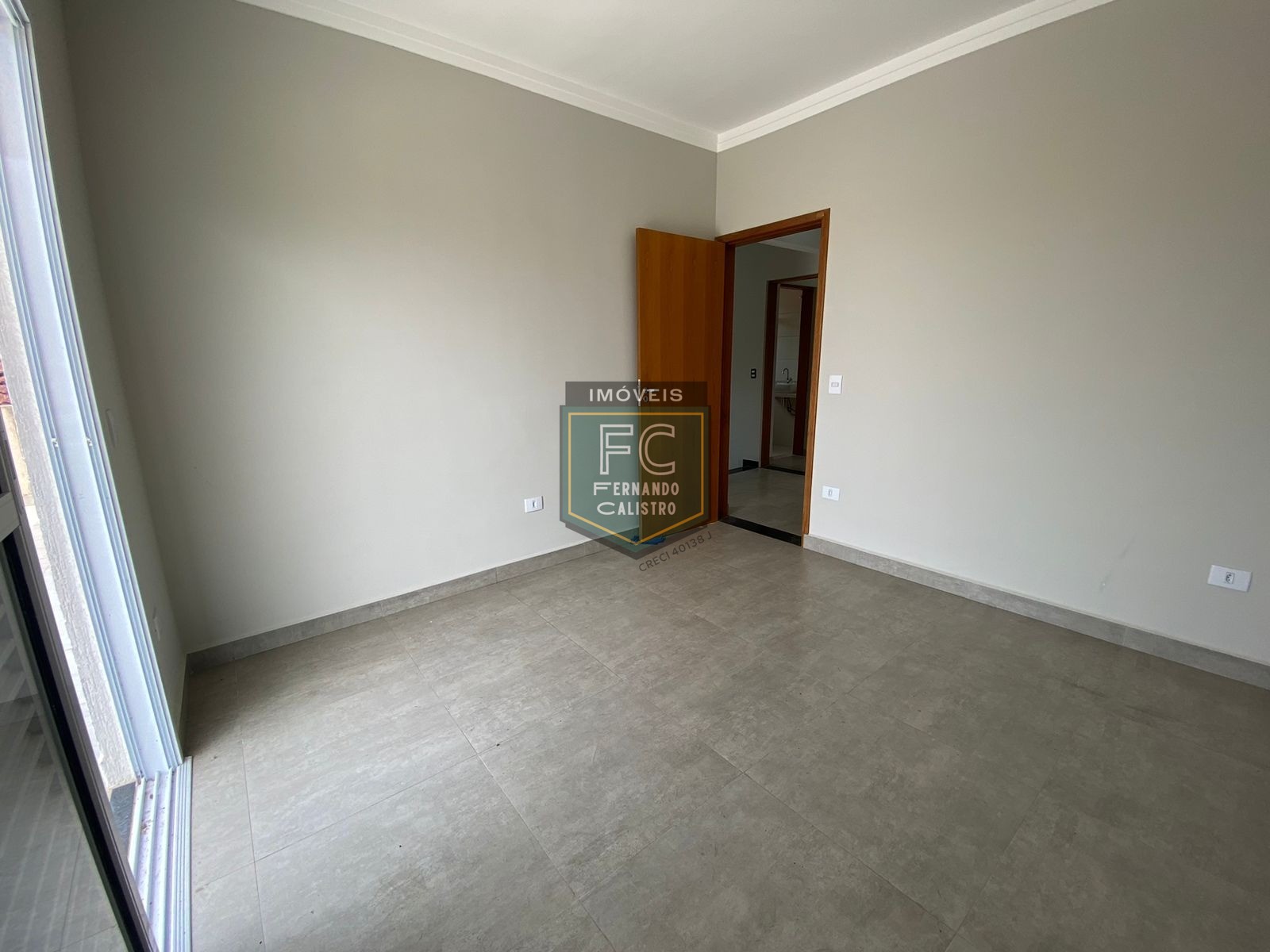 Espaçoso sobrado altissimo padrão 4 dormitórios (2 suítes), 165 m², piscina, área gourmet completa, 4 vagas, local nobre e valorizado, flórida, pg/sp