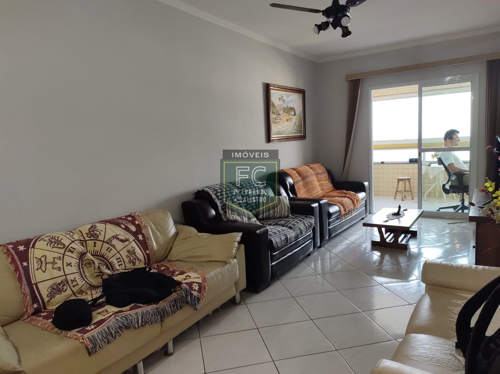 Apartamento alto padrão 3 suítes, vista para o mar, 2 varand