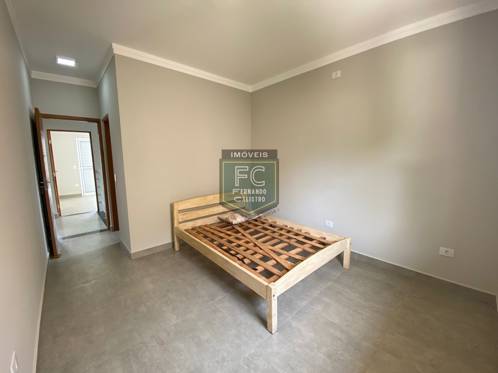 Espaçoso sobrado altissimo padrão 4 dormitórios (2 suítes), 165 m², piscina, área gourmet completa, 4 vagas, local nobre e valorizado, flórida, pg/sp