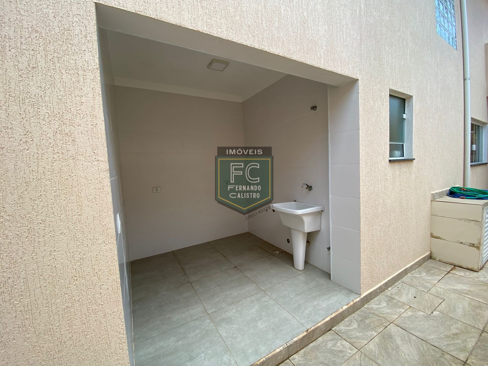 Espaçoso sobrado altissimo padrão 4 dormitórios (2 suítes), 