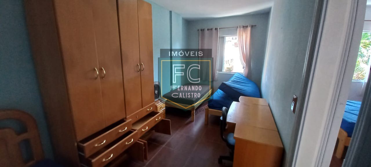 Apartamento 2 dormitórios 2 banheiros amplo de frente para a rua, 1 vaga, condominio com espaço grill, 150 mts da praia, vila caiçara, praia grande sp