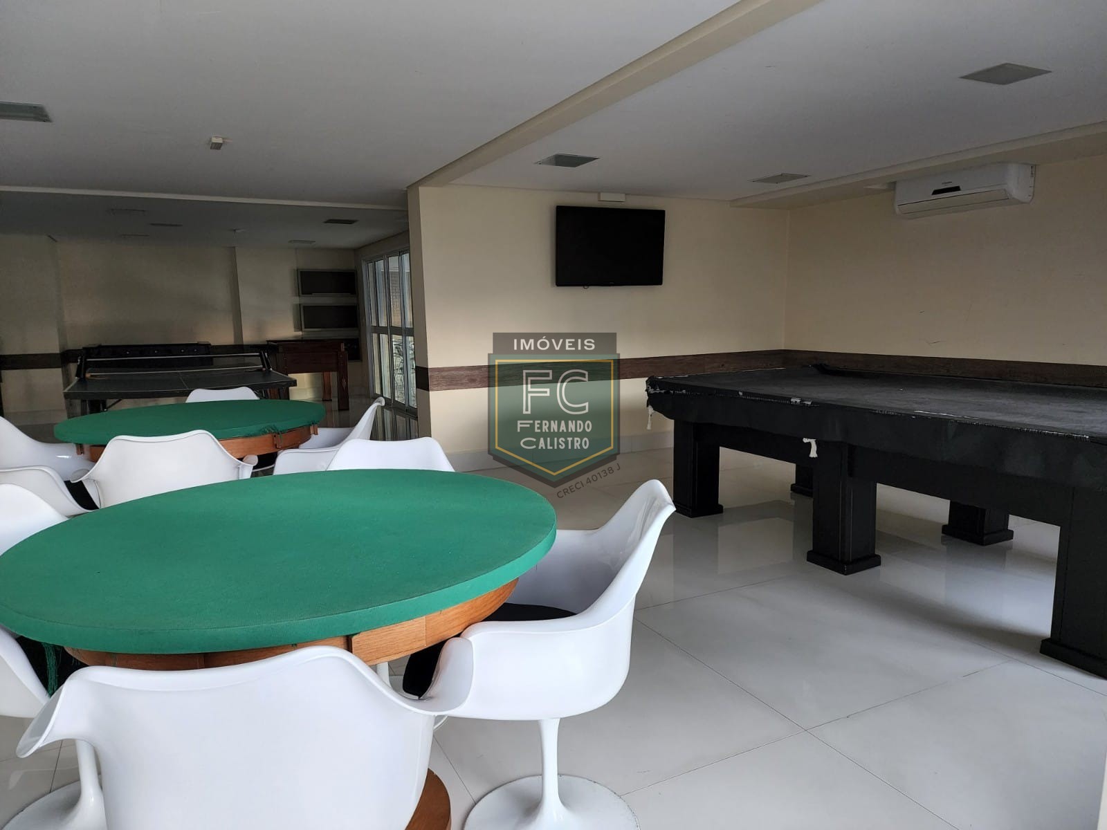 Apartamento altíssimo padrão 3 suítes, varanda envidraçada c