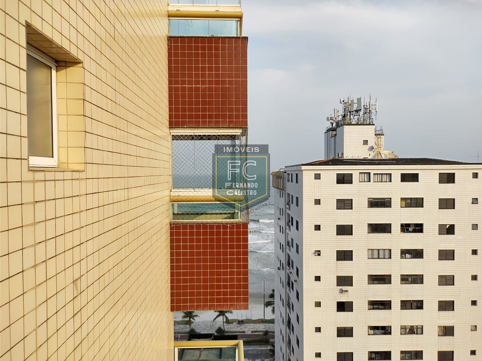 Apartamento alto padrão 3 suítes, vista para o mar, 2 varandas (1 com churrasqueira), 140m², piscina, R$ 630.000 - v. Caiçara - praia grande/sp