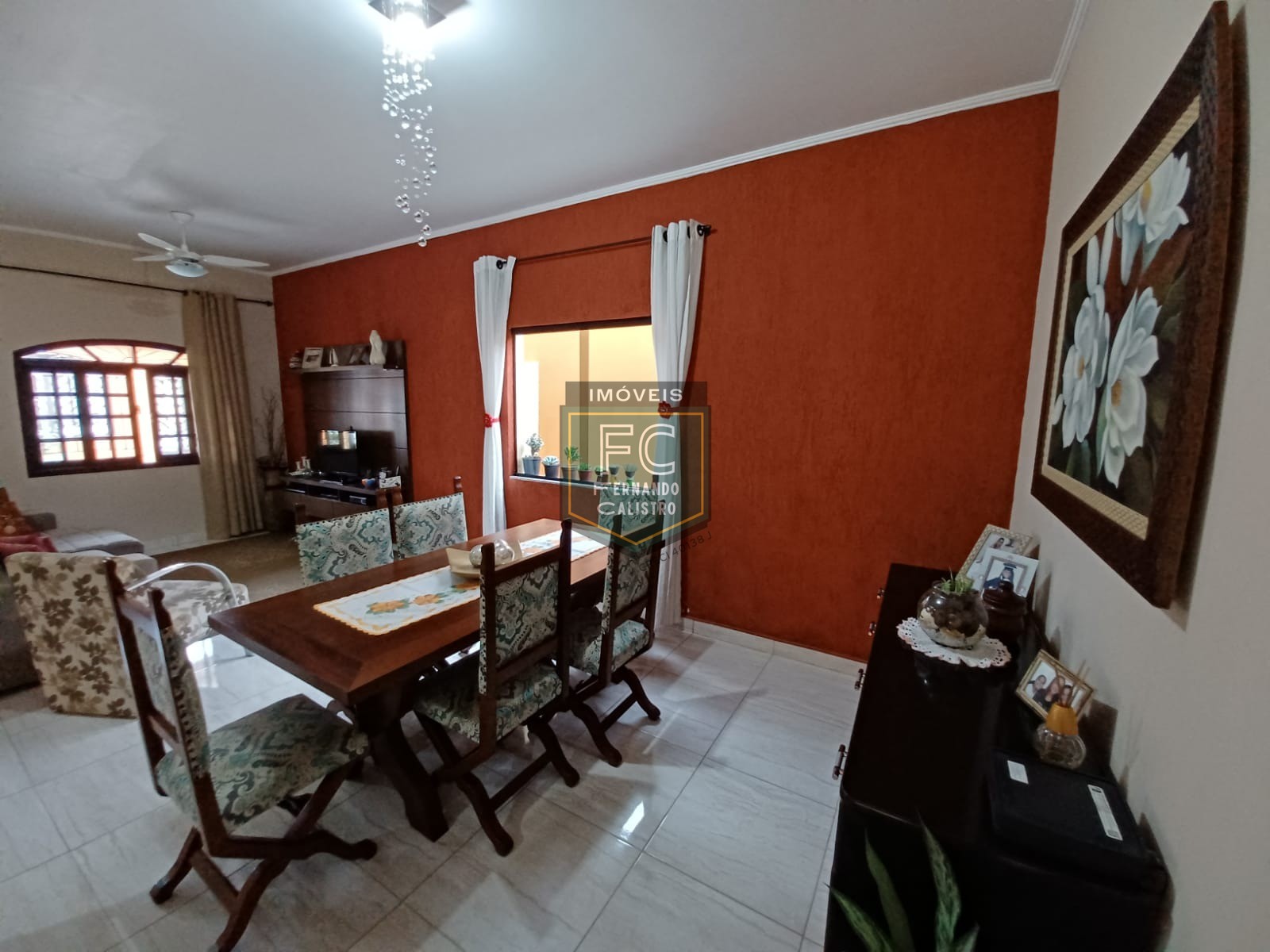 Casa Isolada Lote Inteiro 3 Dormitórios (1 Suíte) + Edícula, Área Gourmet c/ Churrasqueira, 4 Vagas, 160 m² Á. Construída, Caiçara, Praia Grande SP