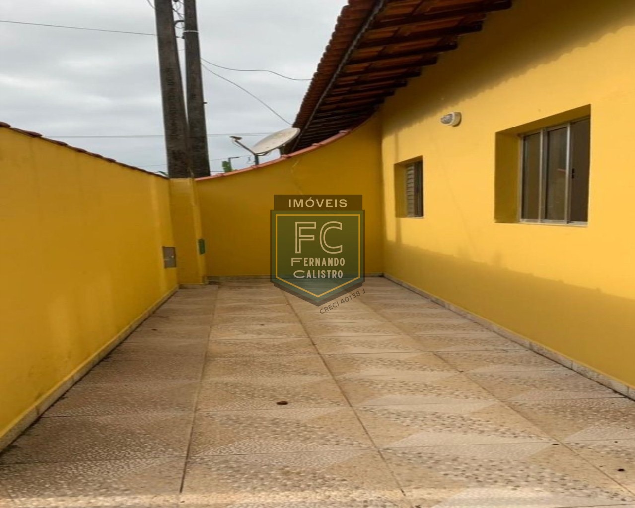 Casa nova individual com 2 dormitórios (1 suíte) 60 m², proxima à avenida, 500 mts da praia, à venda por R$ 240.000 - solemar - praia grande/sp.
