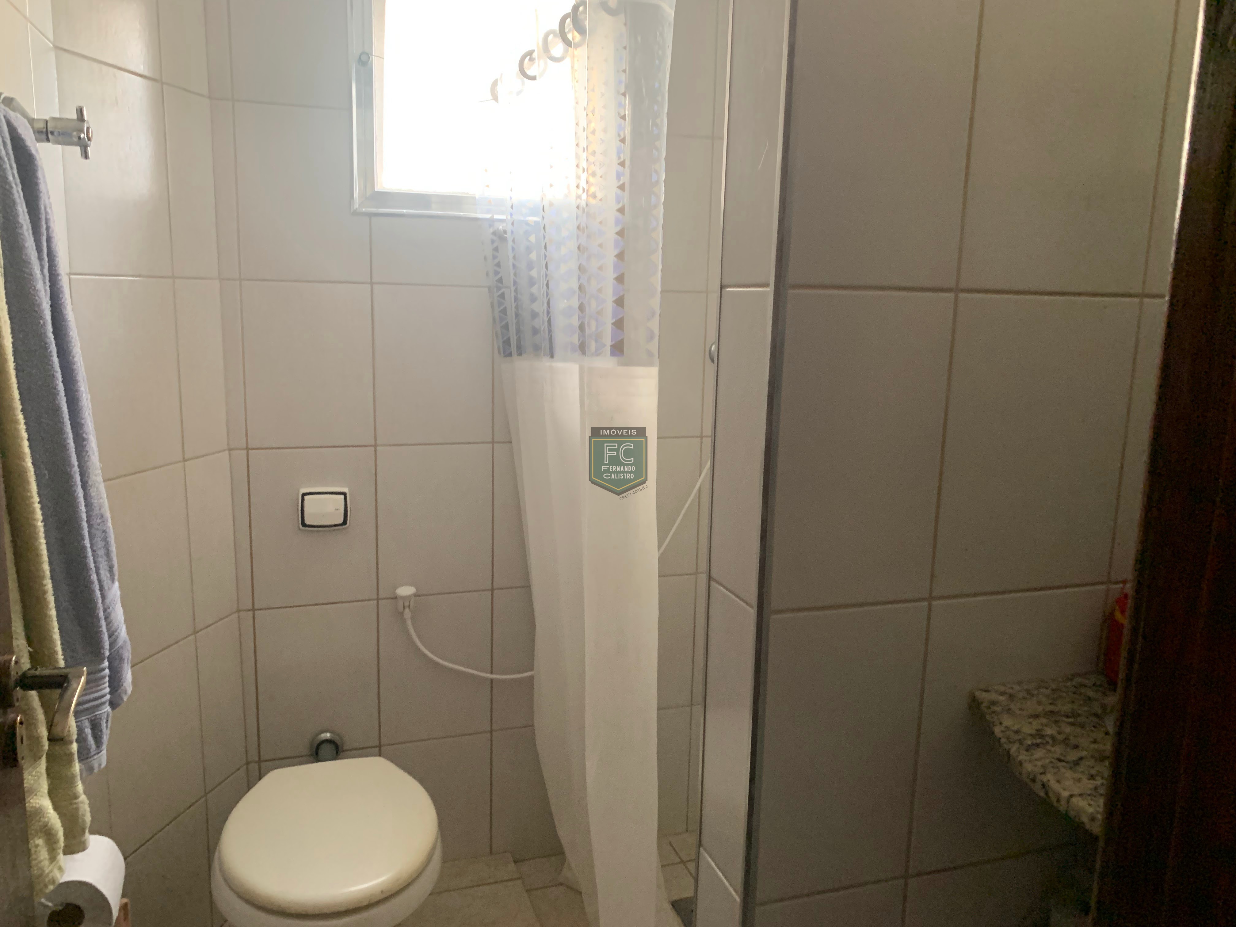 Apartamento 2 dormitórios 53 m2, a apenas 200 mts da praia, mobiliado, primeiro andar de escada, região central, vila atlântica, mongaguá - sp