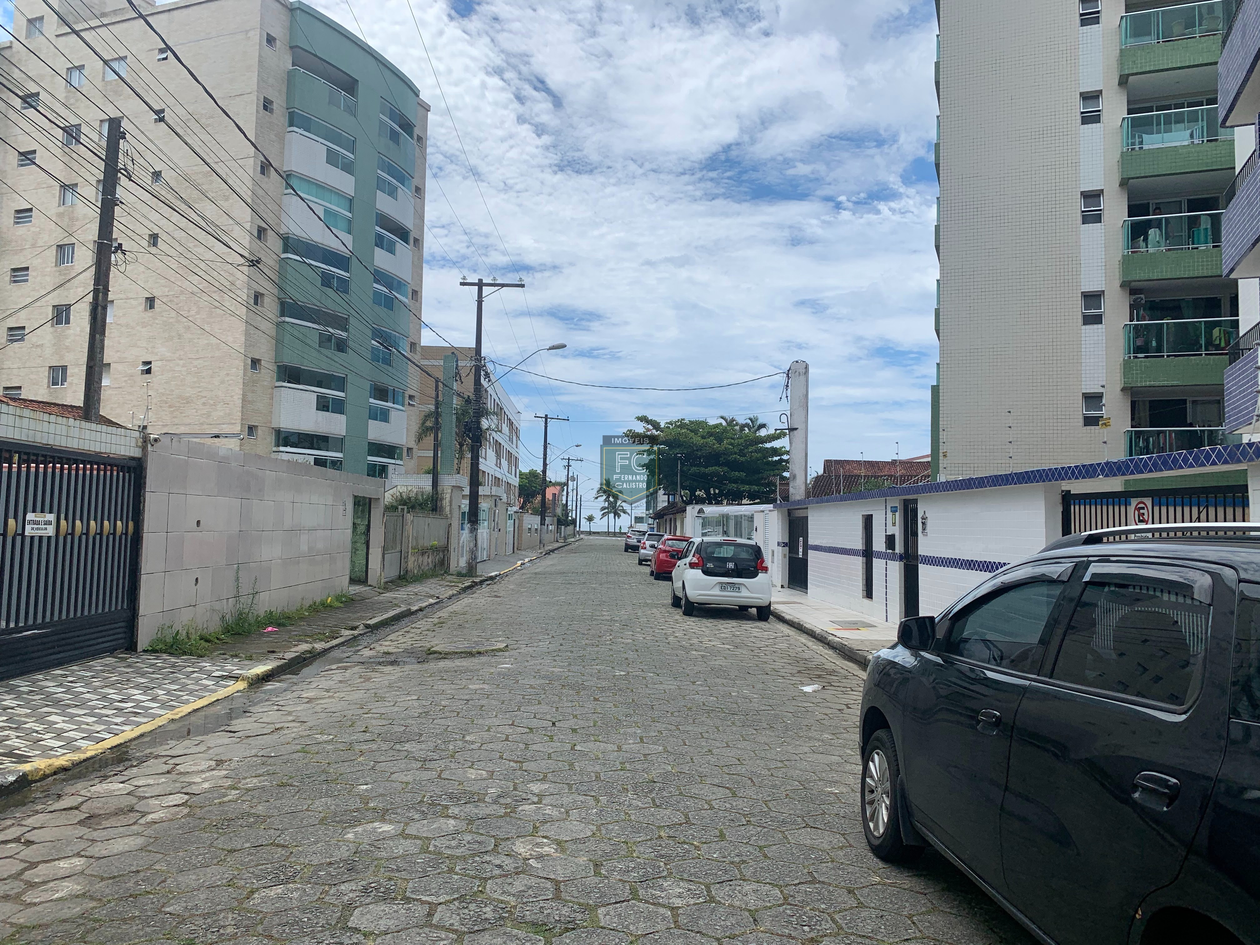 Apartamento 2 dormitórios 53 m2, a apenas 200 mts da praia, mobiliado, primeiro andar de escada, região central, vila atlântica, mongaguá - sp