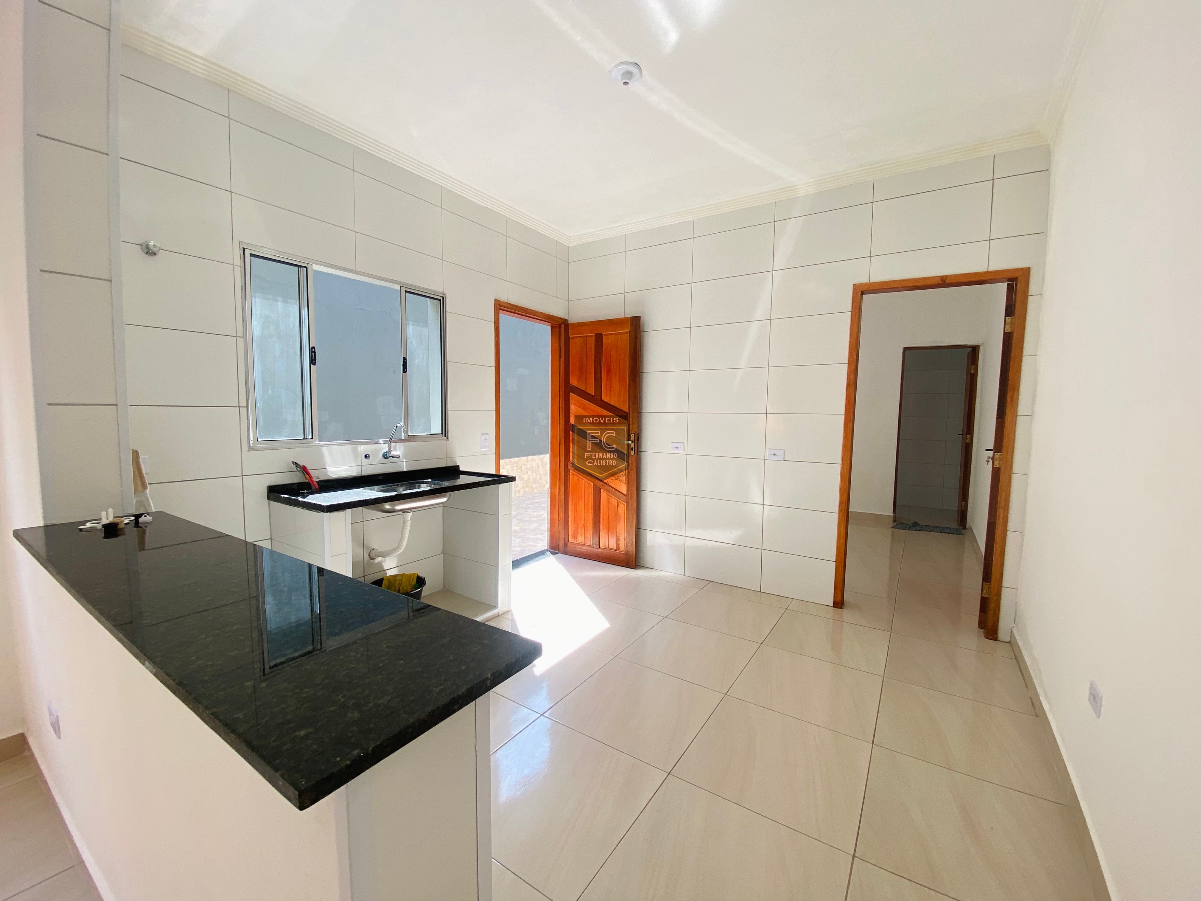 Casa térrea nova 2 dormitórios (1 suíte) pronta, perto da pr