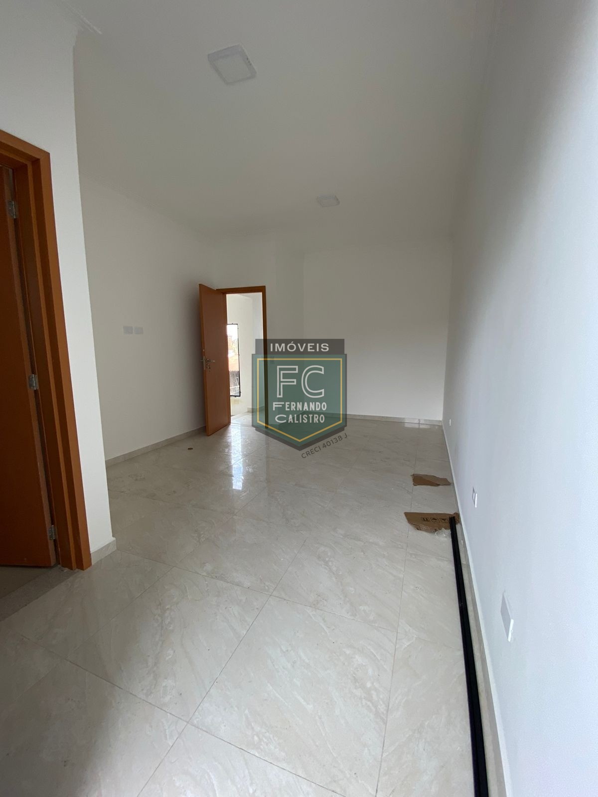 Sobrado moderno novo alto padrão 3 dormitórios (3 suítes), piscina, 2 vagas, 100 mts da praia, local nobre e central, jd. Aguapeú, mongaguá/sp