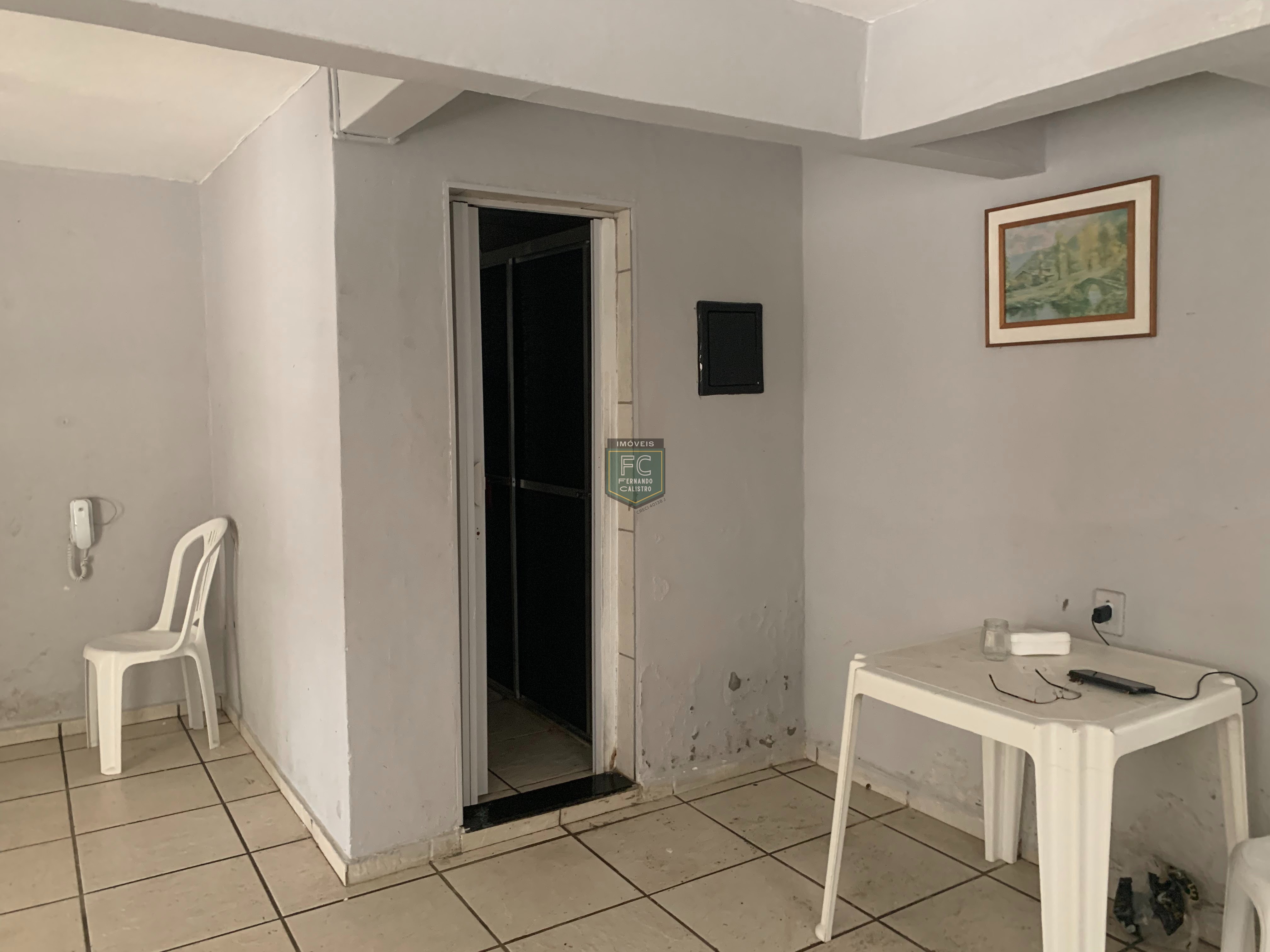 Apartamento 2 dormitórios 53 m2, a apenas 200 mts da praia, mobiliado, primeiro andar de escada, região central, vila atlântica, mongaguá - sp