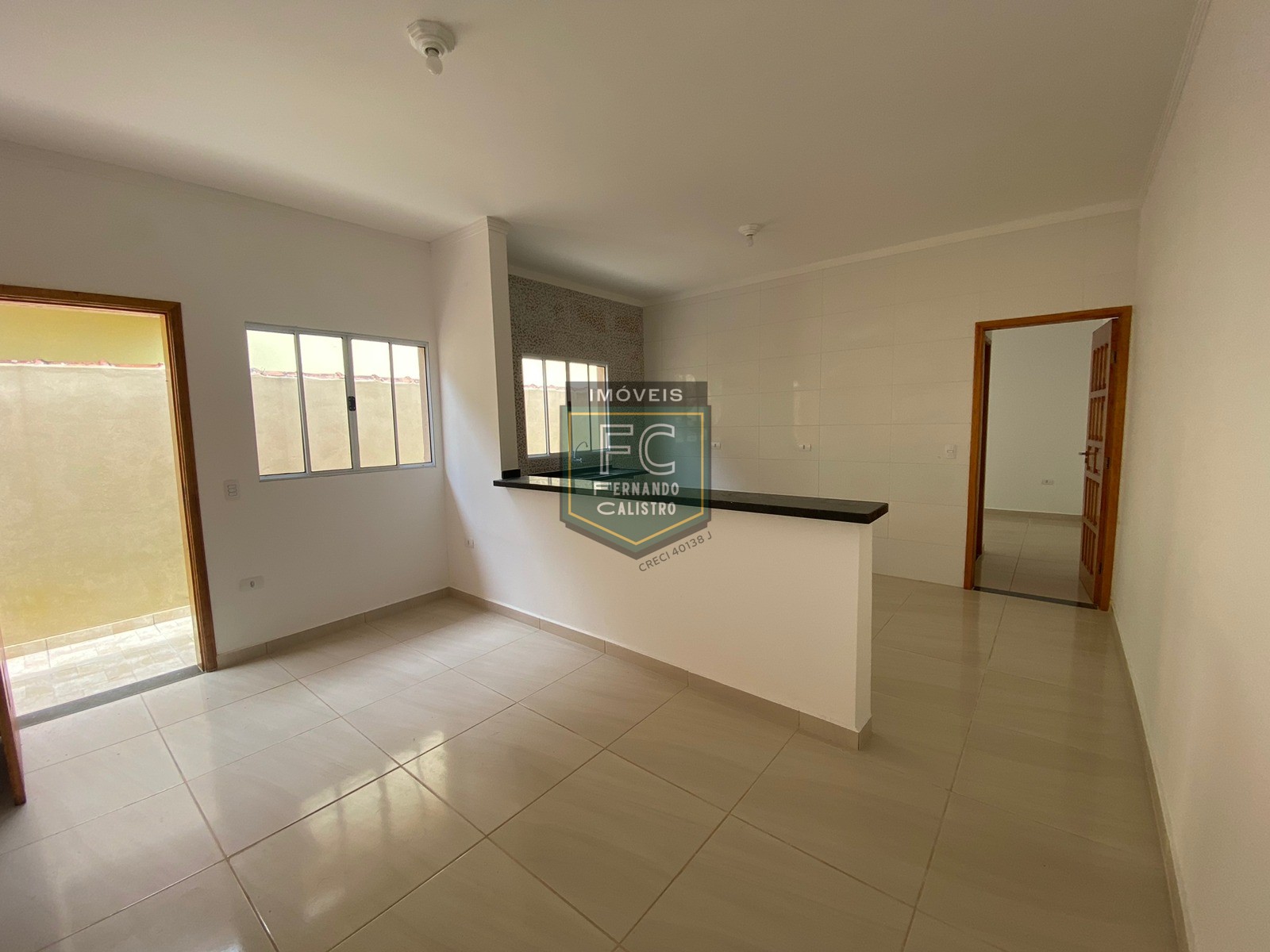 Casa nova geminada pronta 2 dormitórios (1 suíte), piscina c
