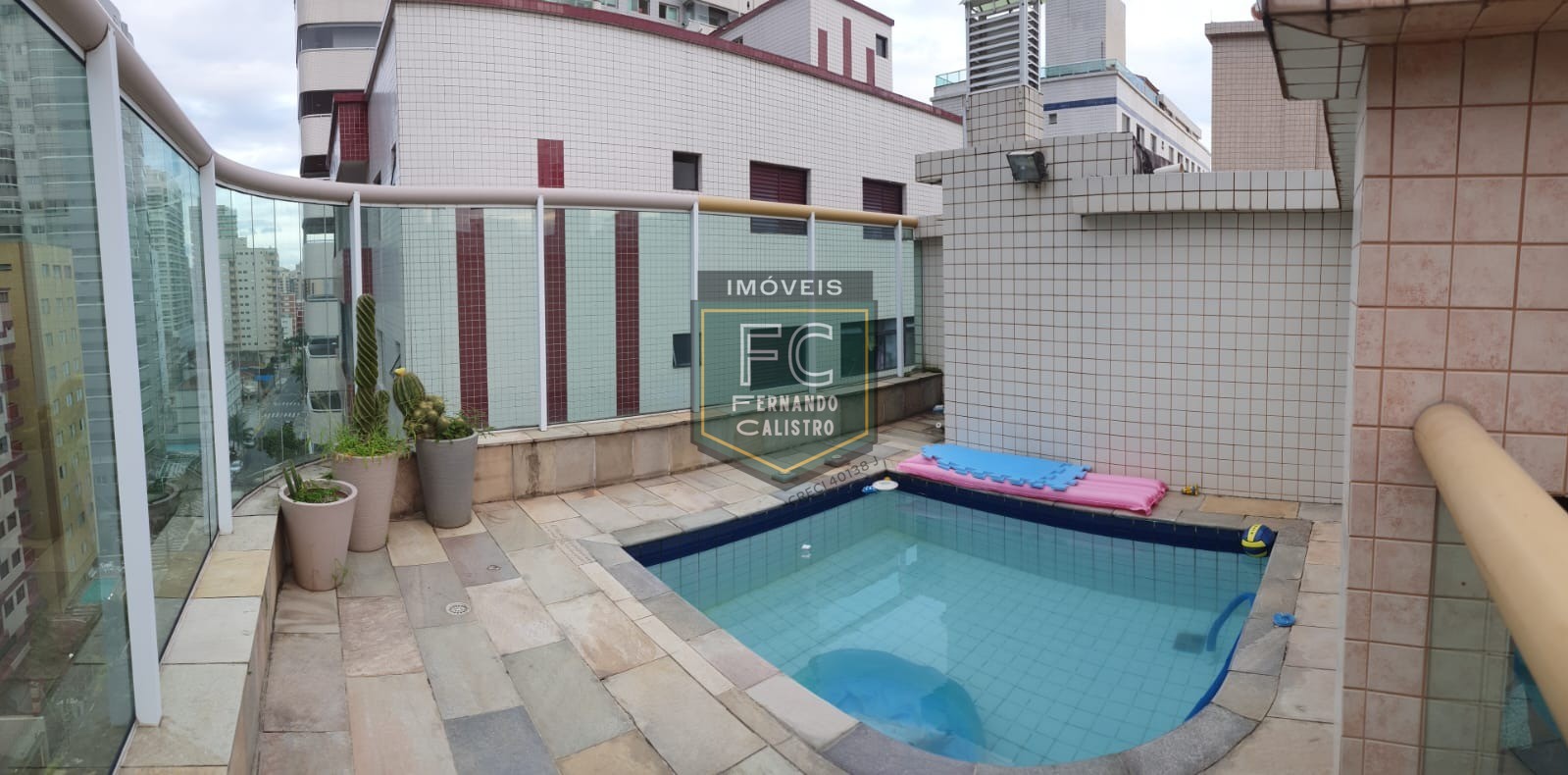 Cobertura Duplex Mobiliada 3 Dormitórios (2 suítes) Vista para o Mar, Piscina e Área Gourmet Privativa, 100 mts da praia, TUPI, Praia Grande /SP