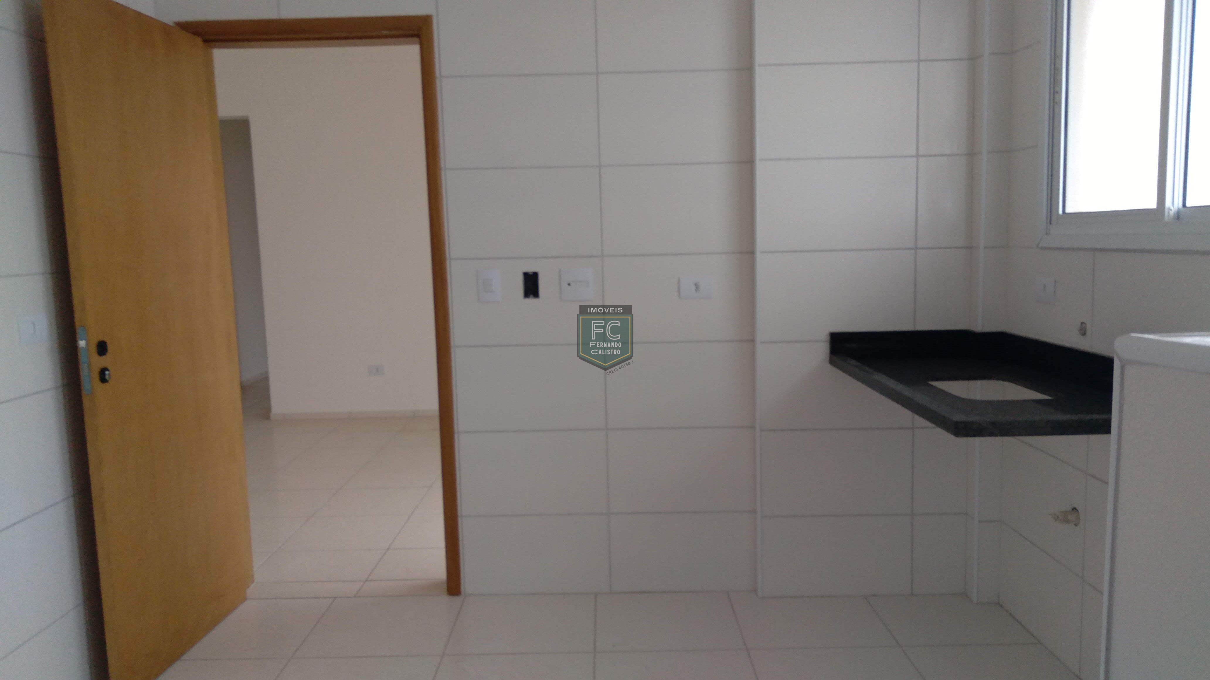 Apartamento novo 2 dormitórios (1 suíte), varanda c/ vista p/ o mar, condomínio frente mar c/ lazer completo na cobertura, jd. Real, praia grande, sp