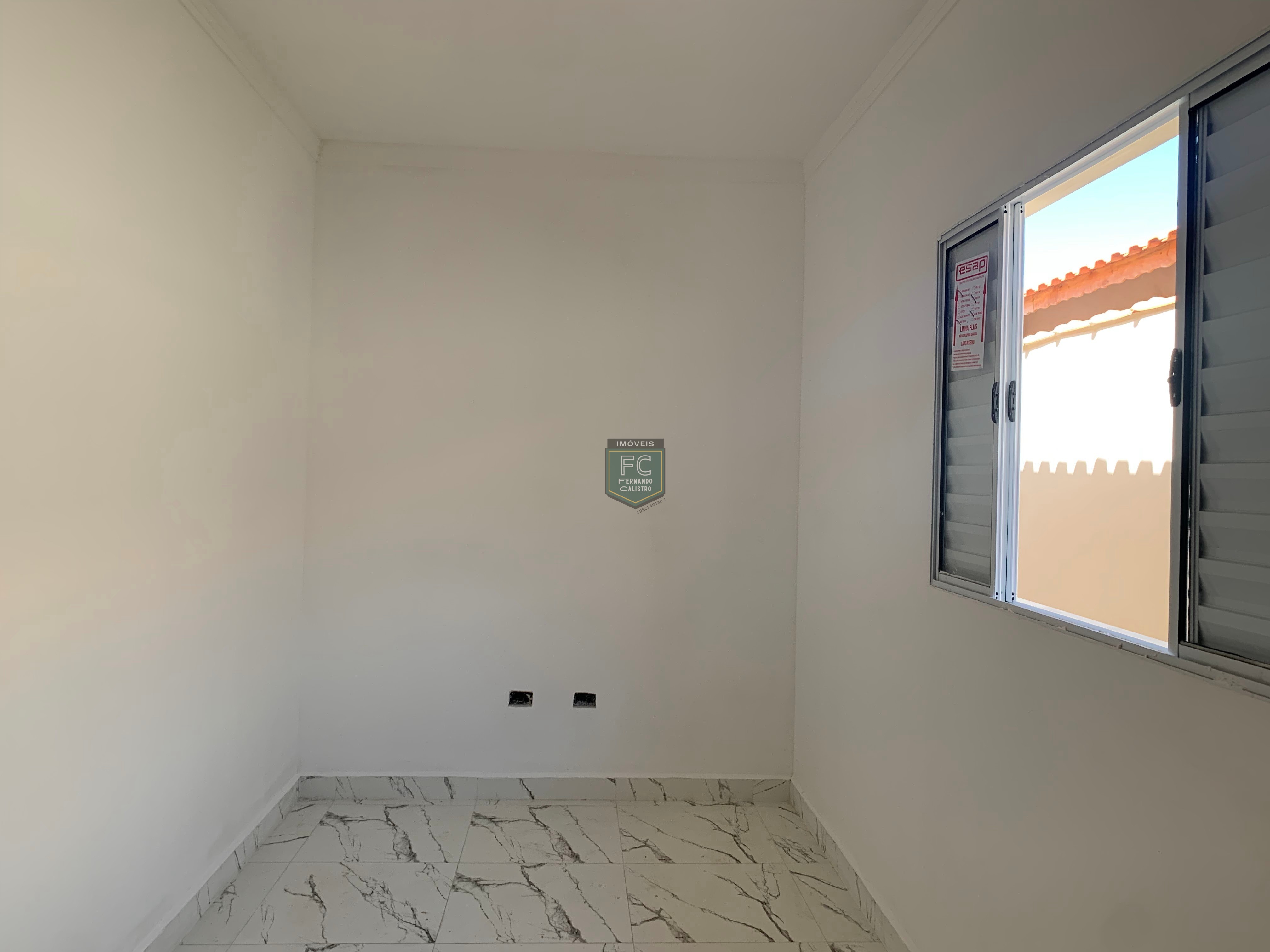 Casas geminadas térreas novas próx. A praia, 3 dormitórios (1 suite), piscina, espaço gourmet c/ churrasqueira, 2 vagas, v. Anhanguera, mongaguá - sp