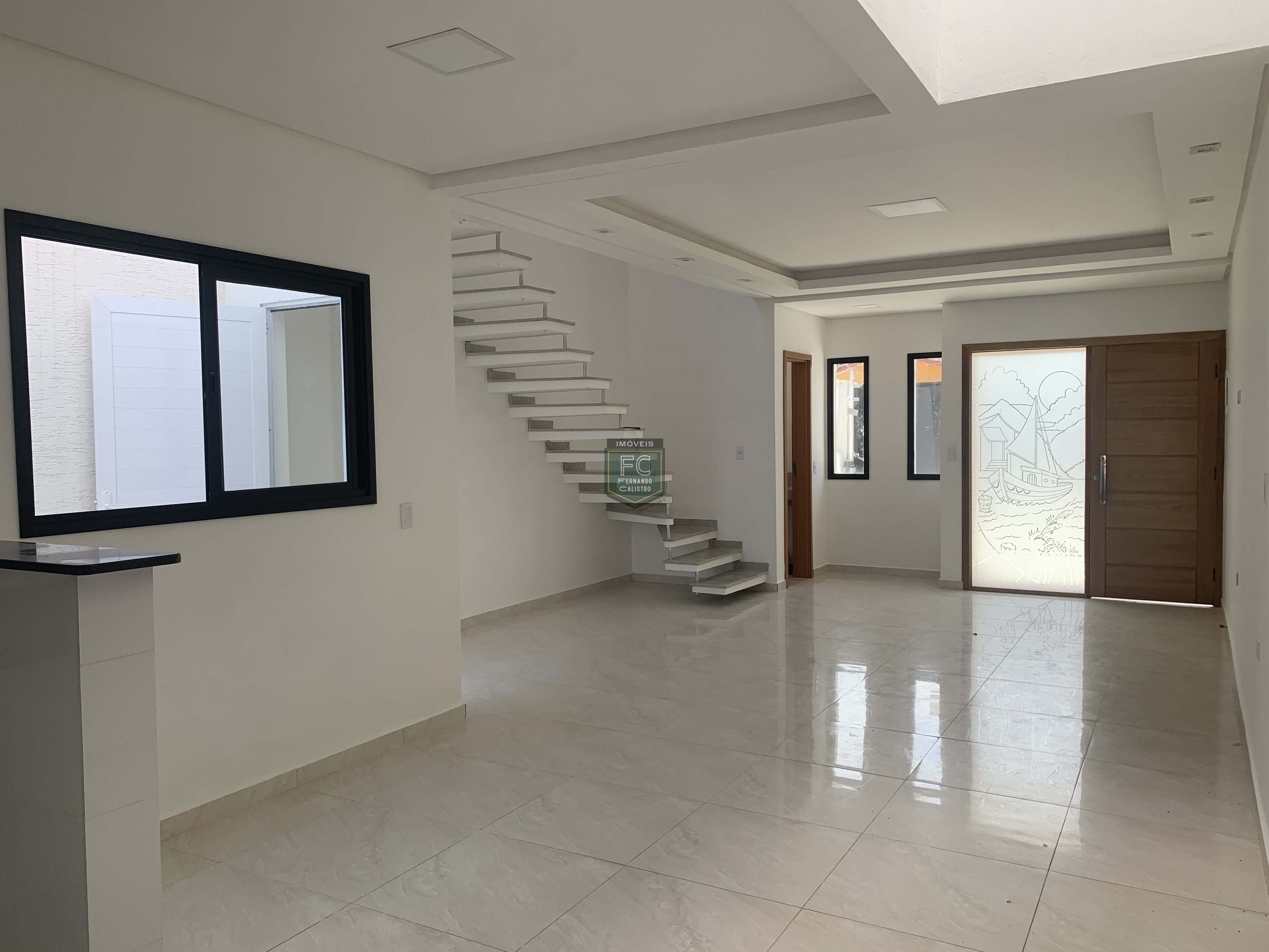 Sobrado moderno novo alto padrão 3 dormitórios (3 suítes), piscina, 2 vagas, 100 mts da praia, local nobre e central, jd. Aguapeú, mongaguá/sp