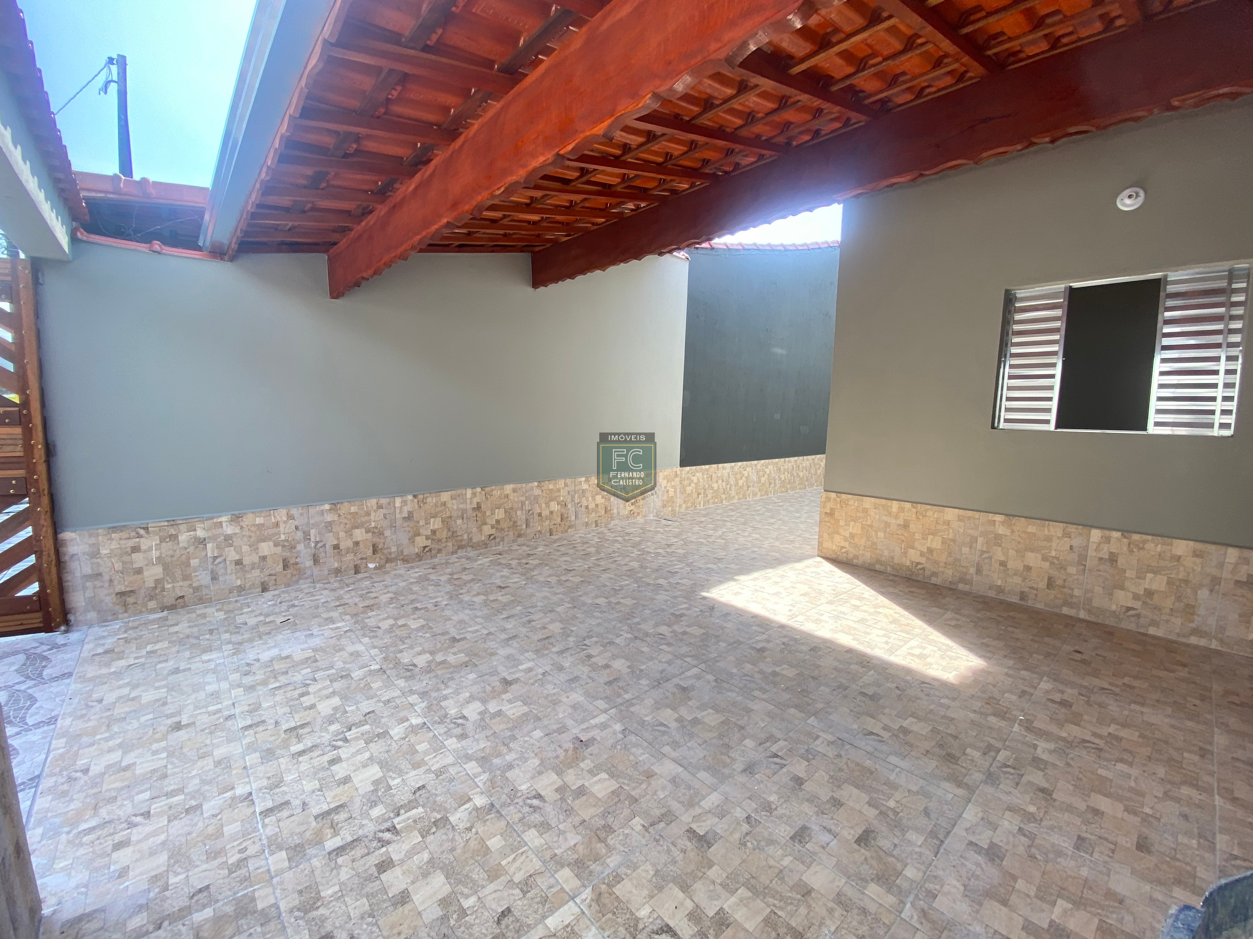 Casa térrea nova 2 dormitórios (1 suíte) pronta, perto da pr