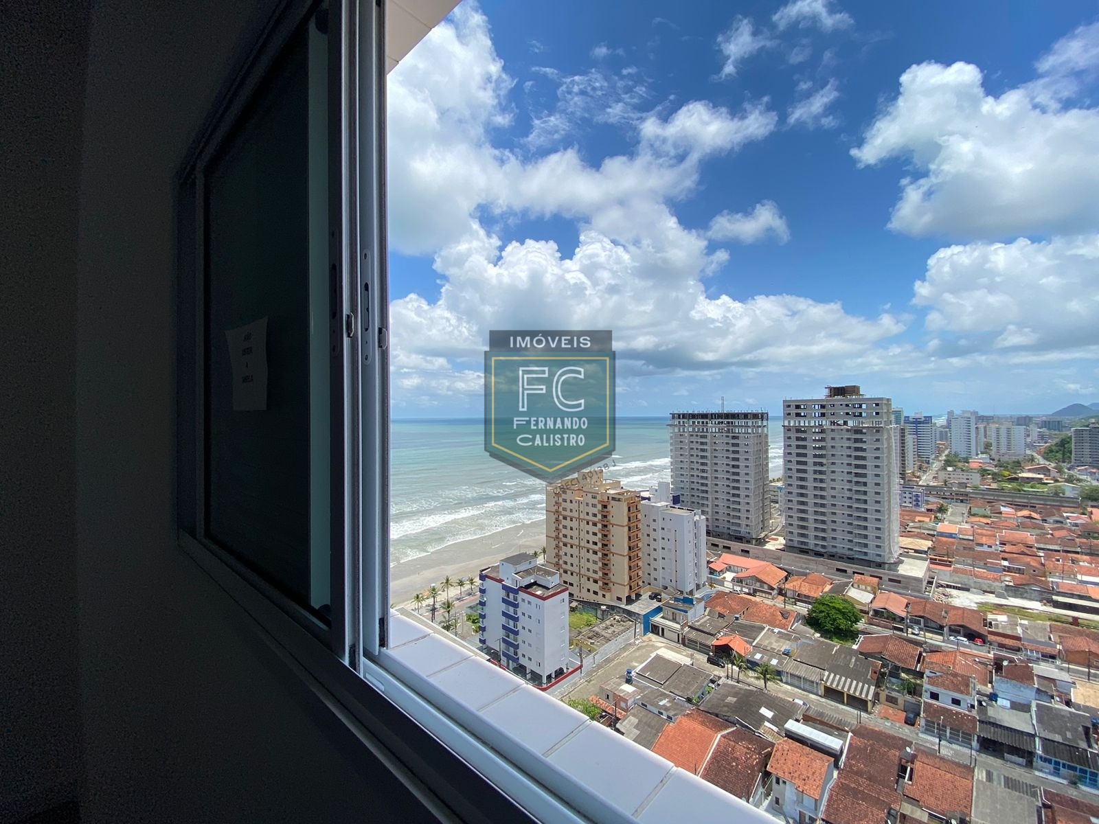 Apartamento novo andar alto, pronto, varanda gourmet c/ vista p/ o mar, 2 dormitórios (1 suíte), piso laminado, local nobre, jd. Luciana, mongaguá-sp
