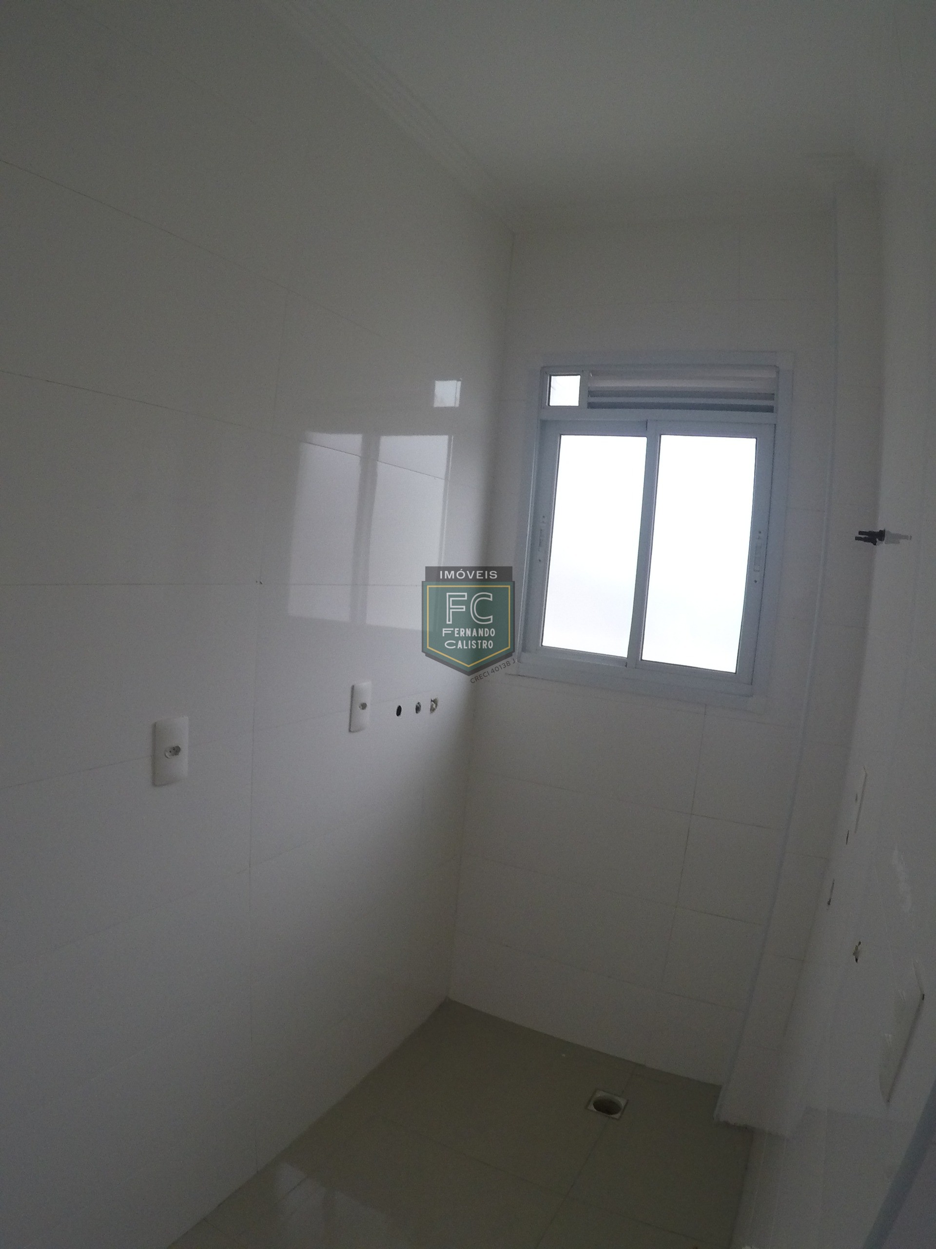 Apartamento Alto Padrão 3 Dormitórios (3 Suítes) 172m², Varanda Envidraçada c/ Vista p/ o Mar, Lazer Completo, 250 mts da Praia, Tupi, Praia Grande SP